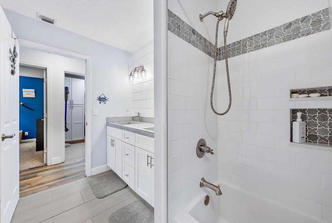 12397 157th Street N