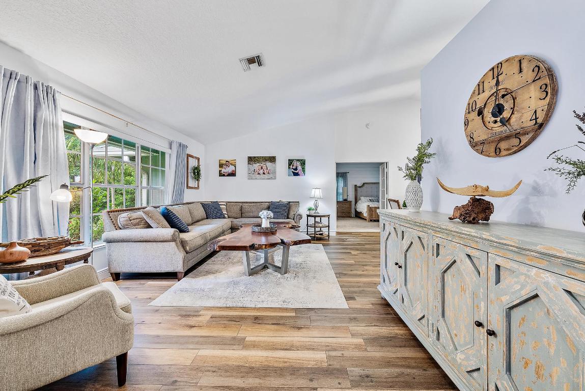 12397 157th Street N