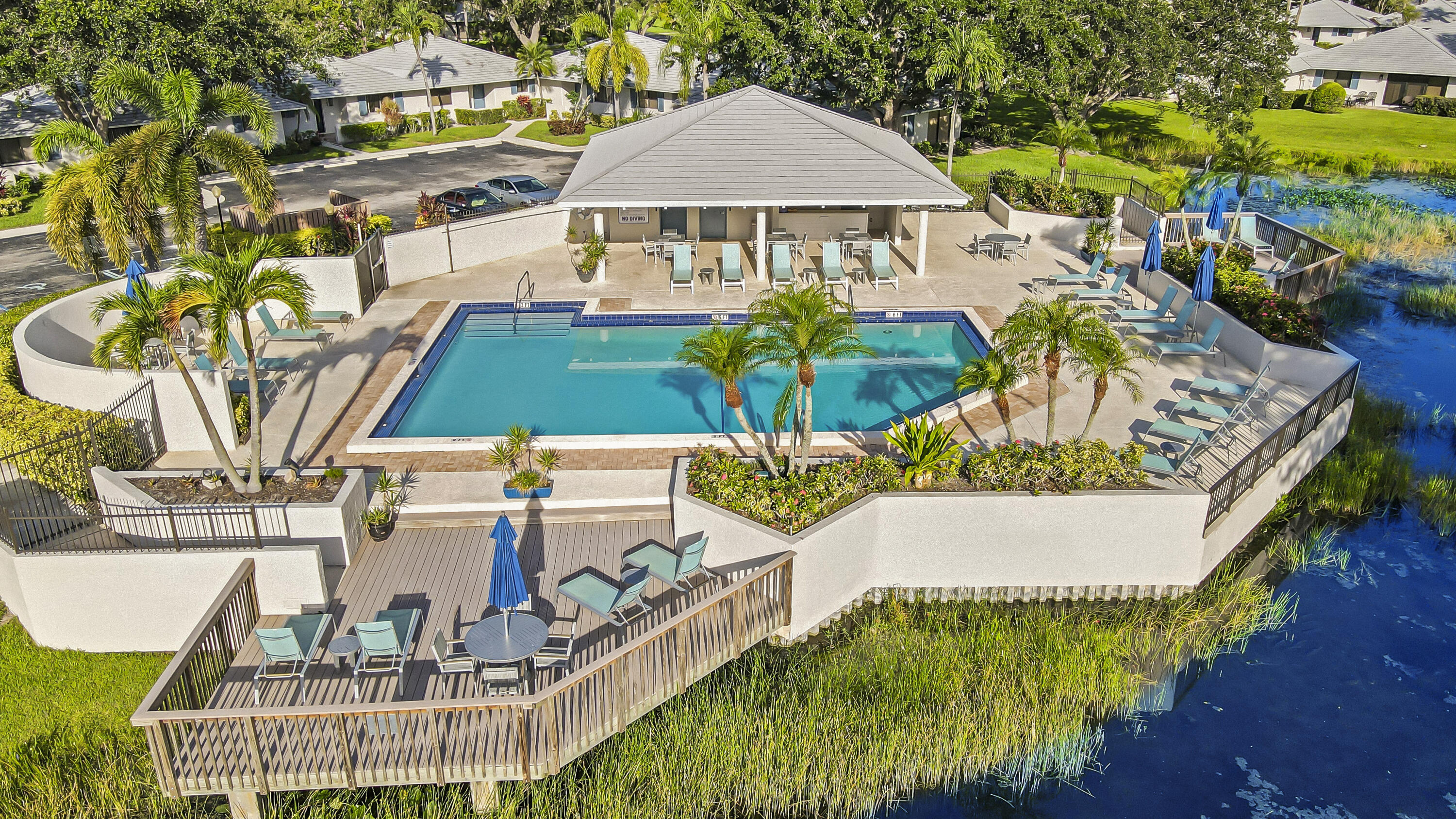 407 Club Drive