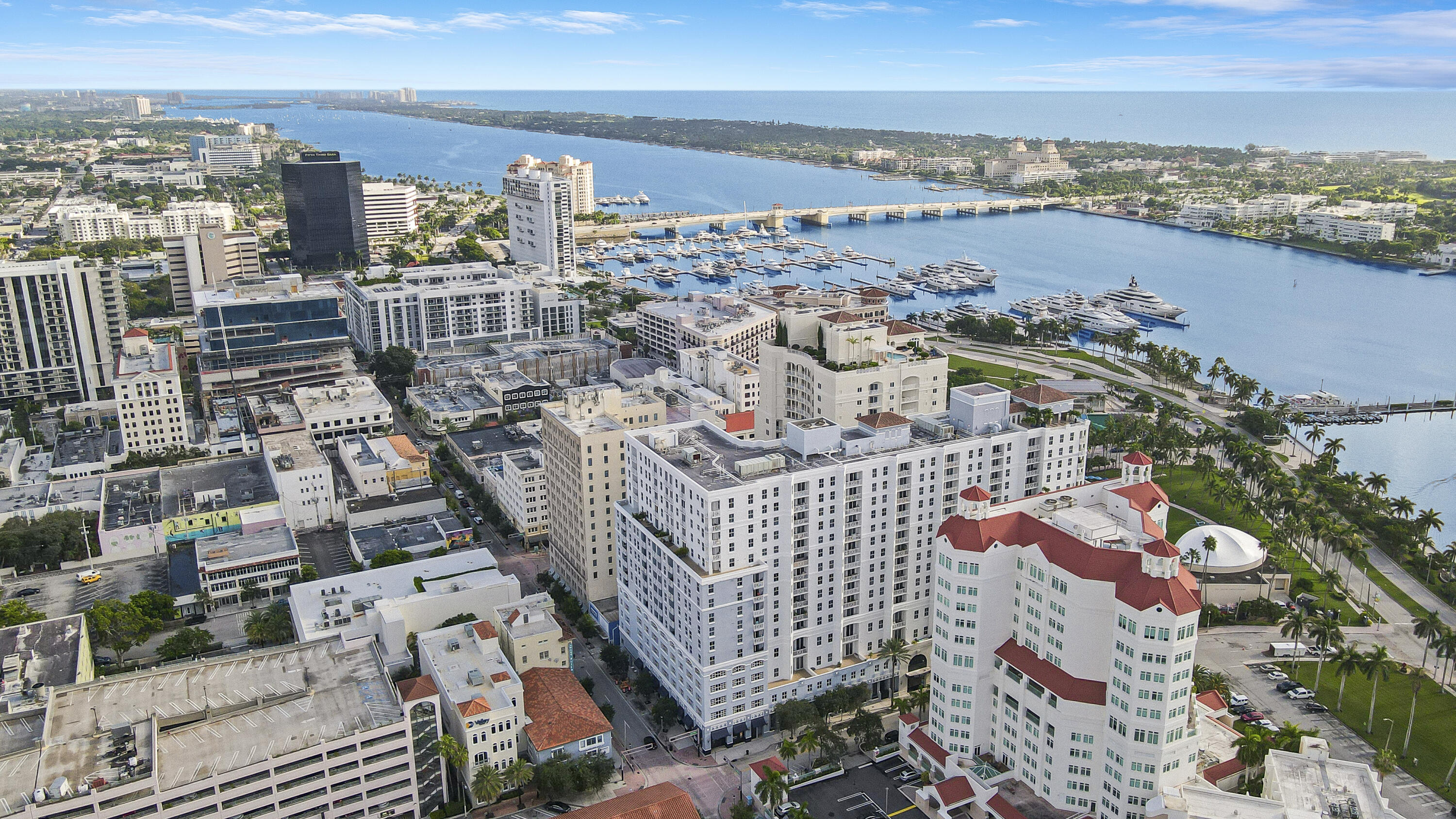 255 Evernia Street 1022