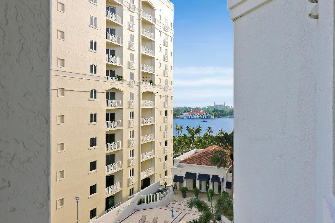 255 Evernia Street 1022