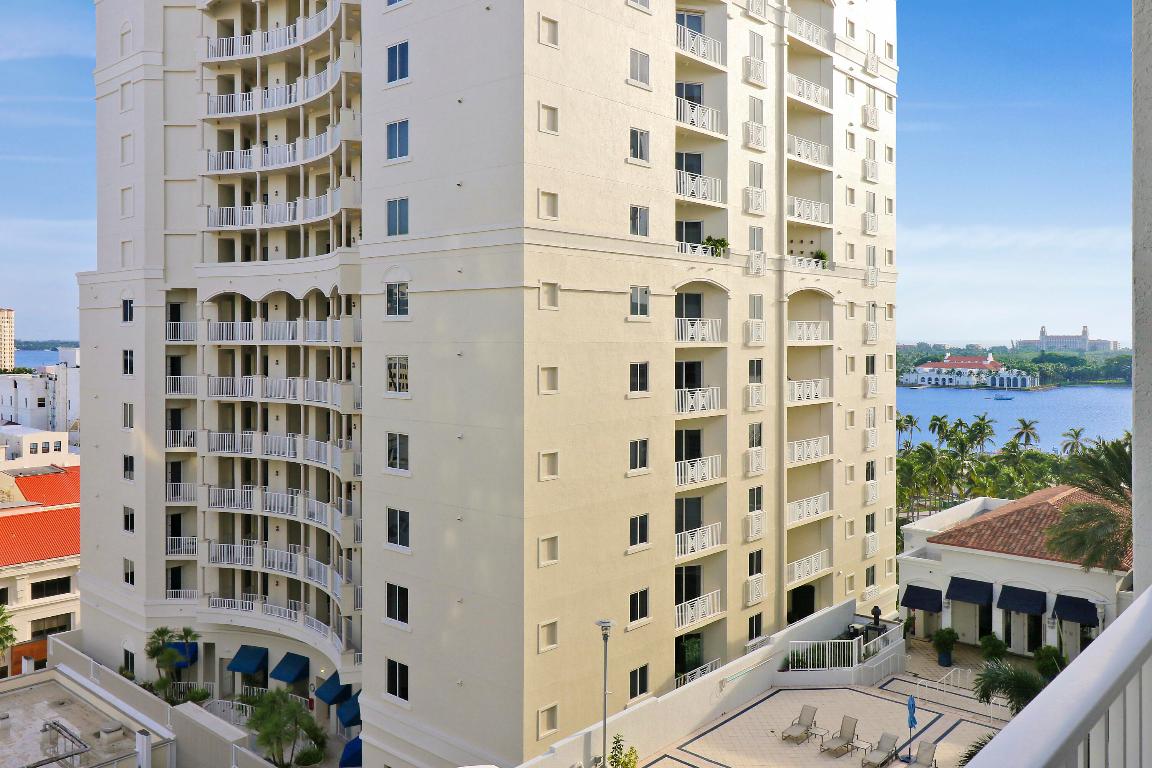 255 Evernia Street 1022