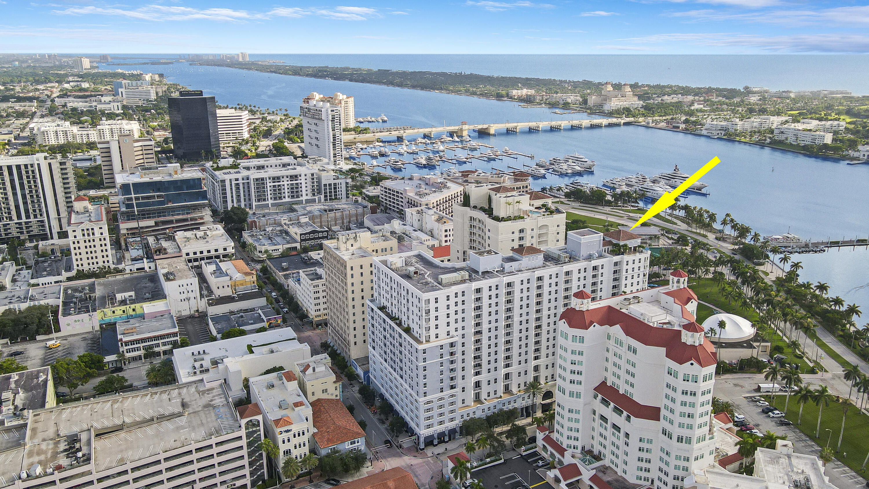 255 Evernia Street 1022