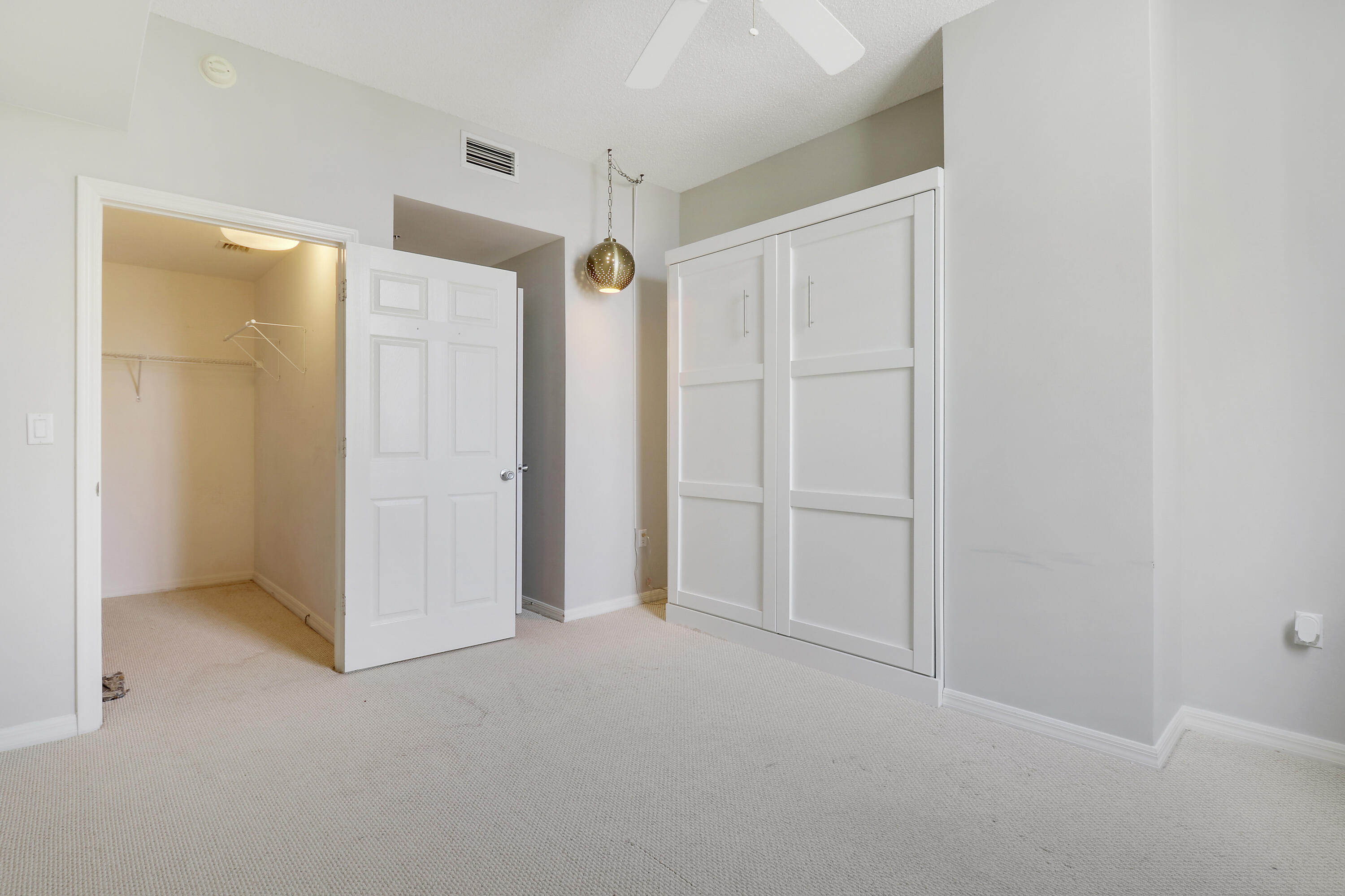 255 Evernia Street 1022