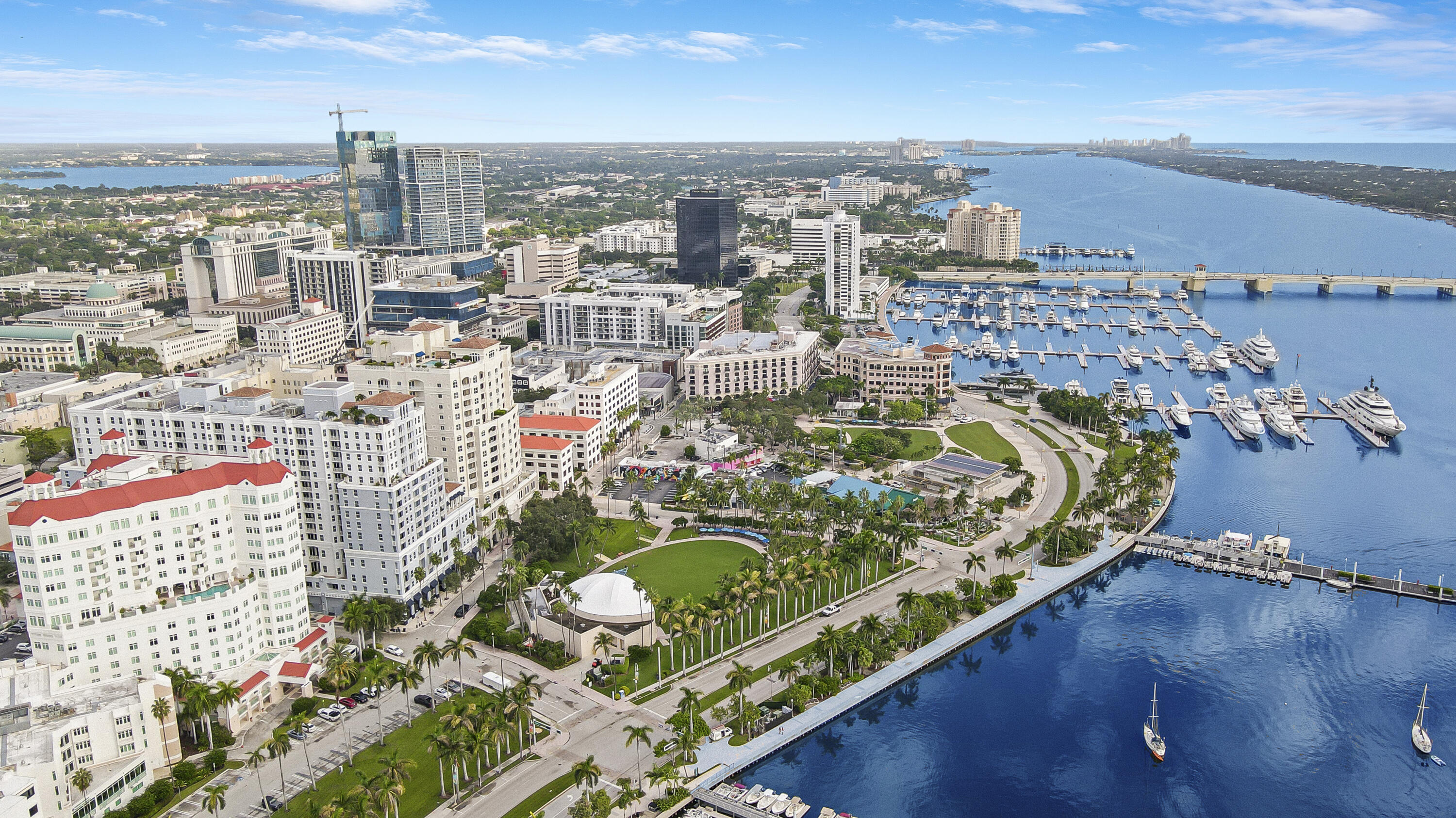 255 Evernia Street 1022