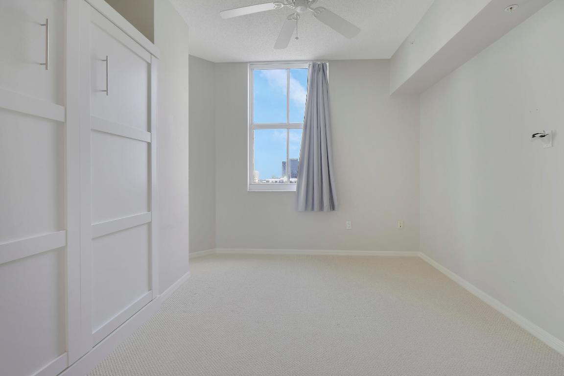 255 Evernia Street 1022