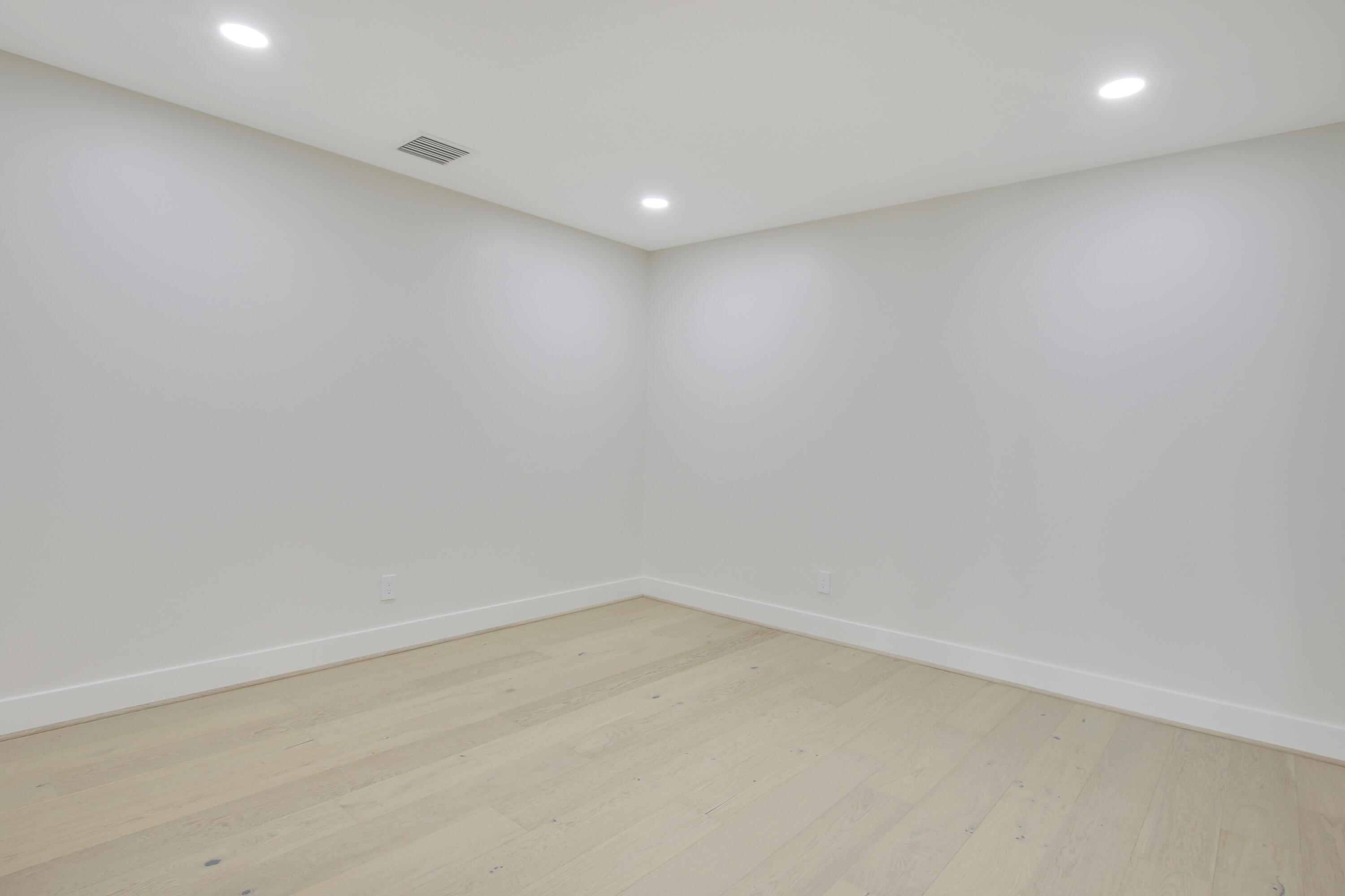 5196 Desert Vixen Road