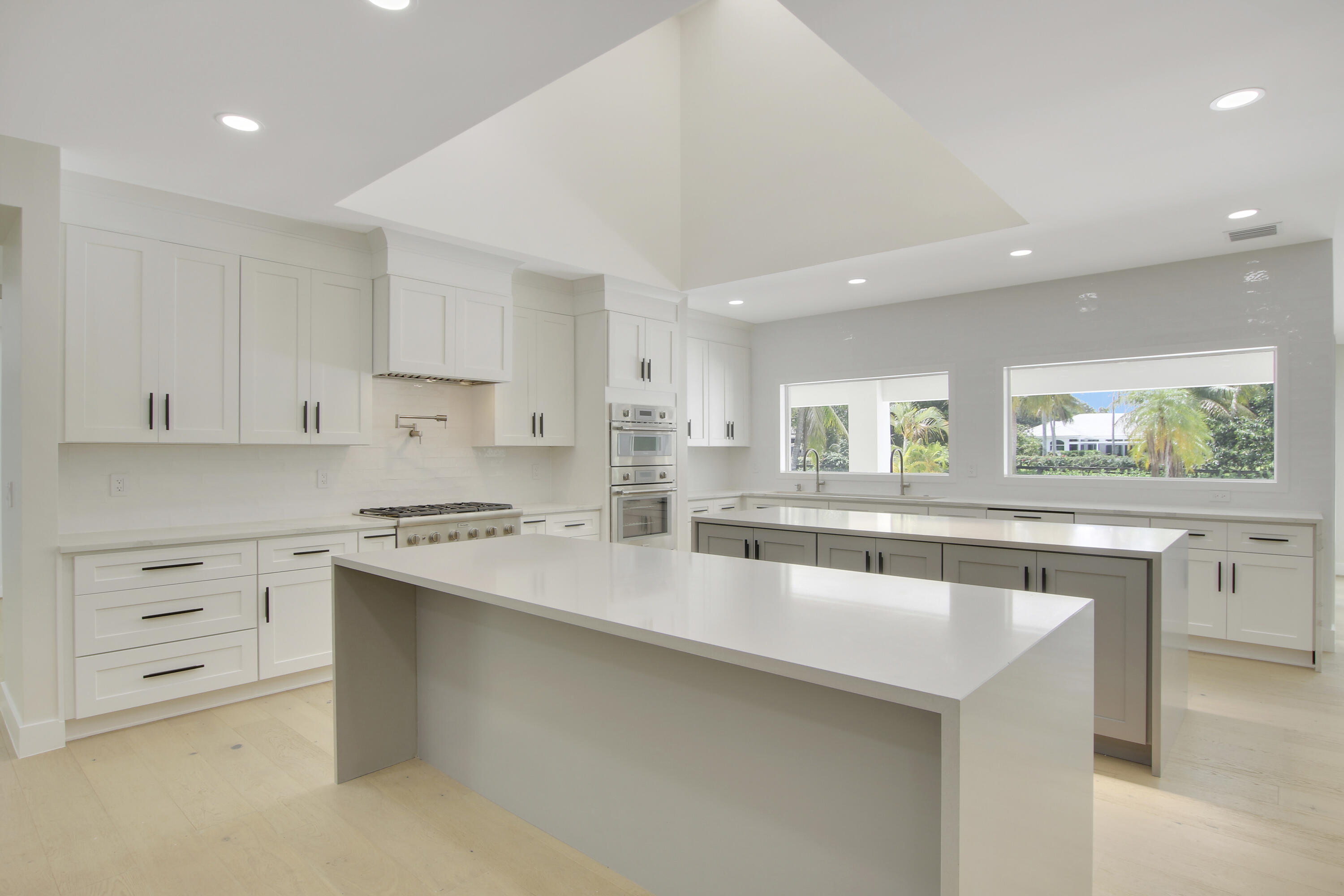 5196 Desert Vixen Road