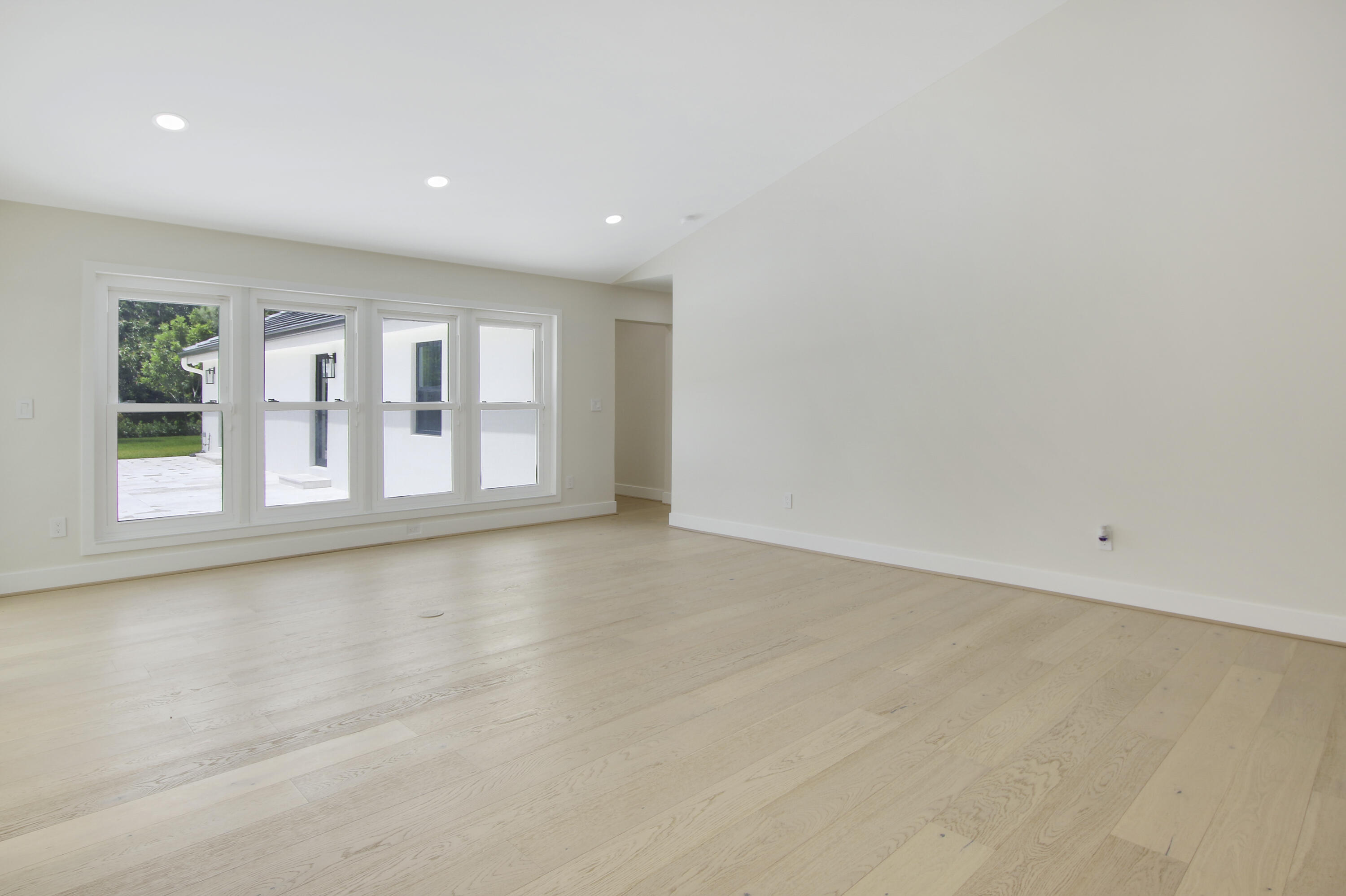 5196 Desert Vixen Road