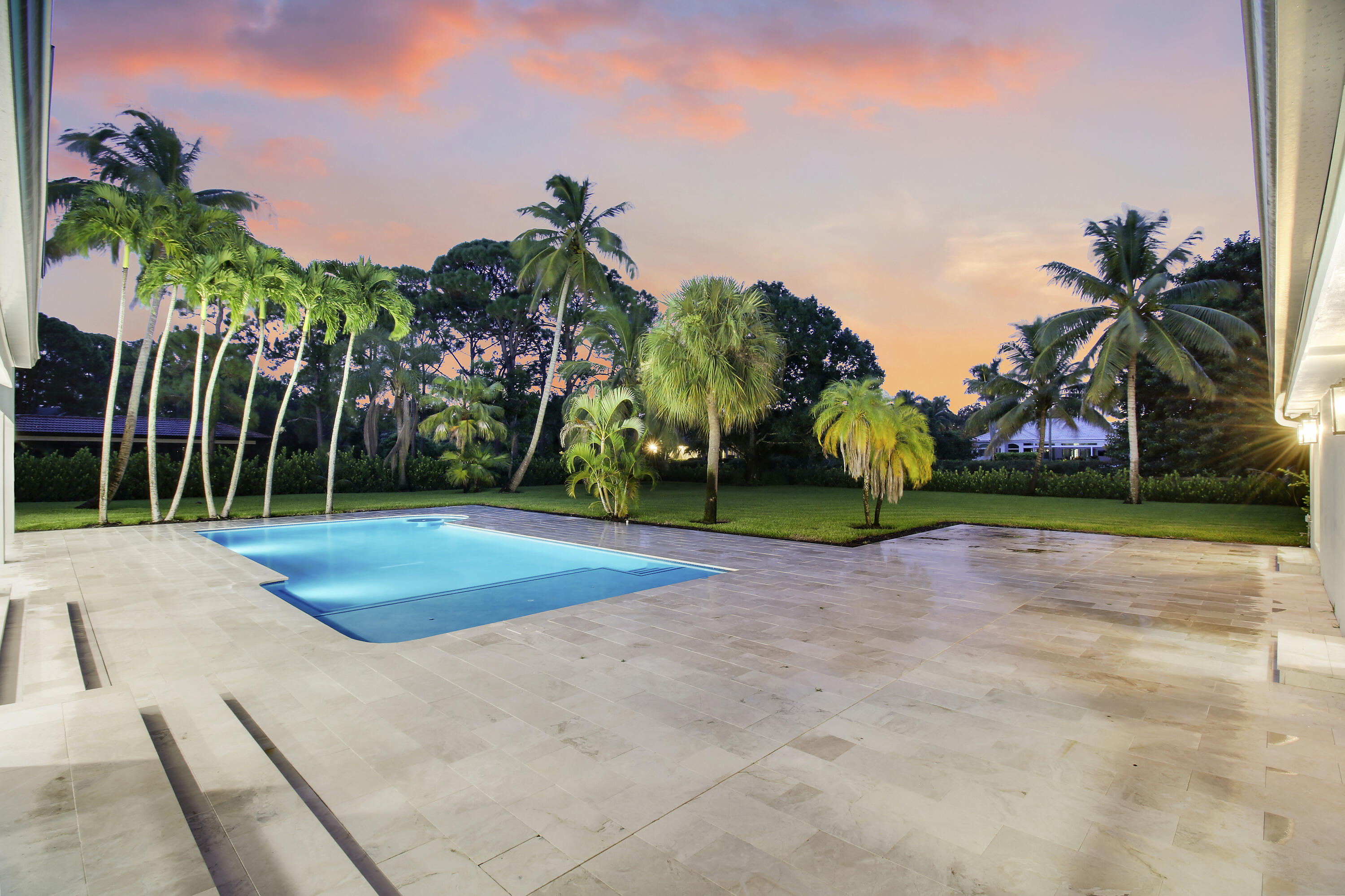 5196 Desert Vixen Road