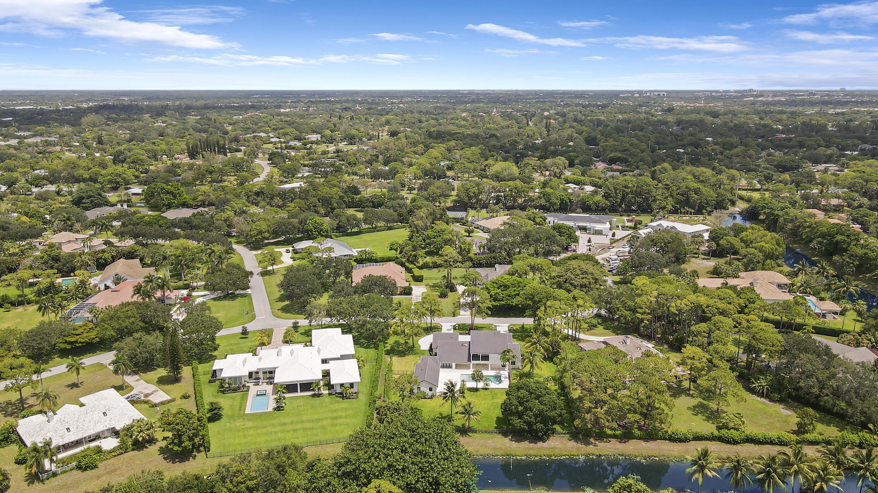 5196 Desert Vixen Road