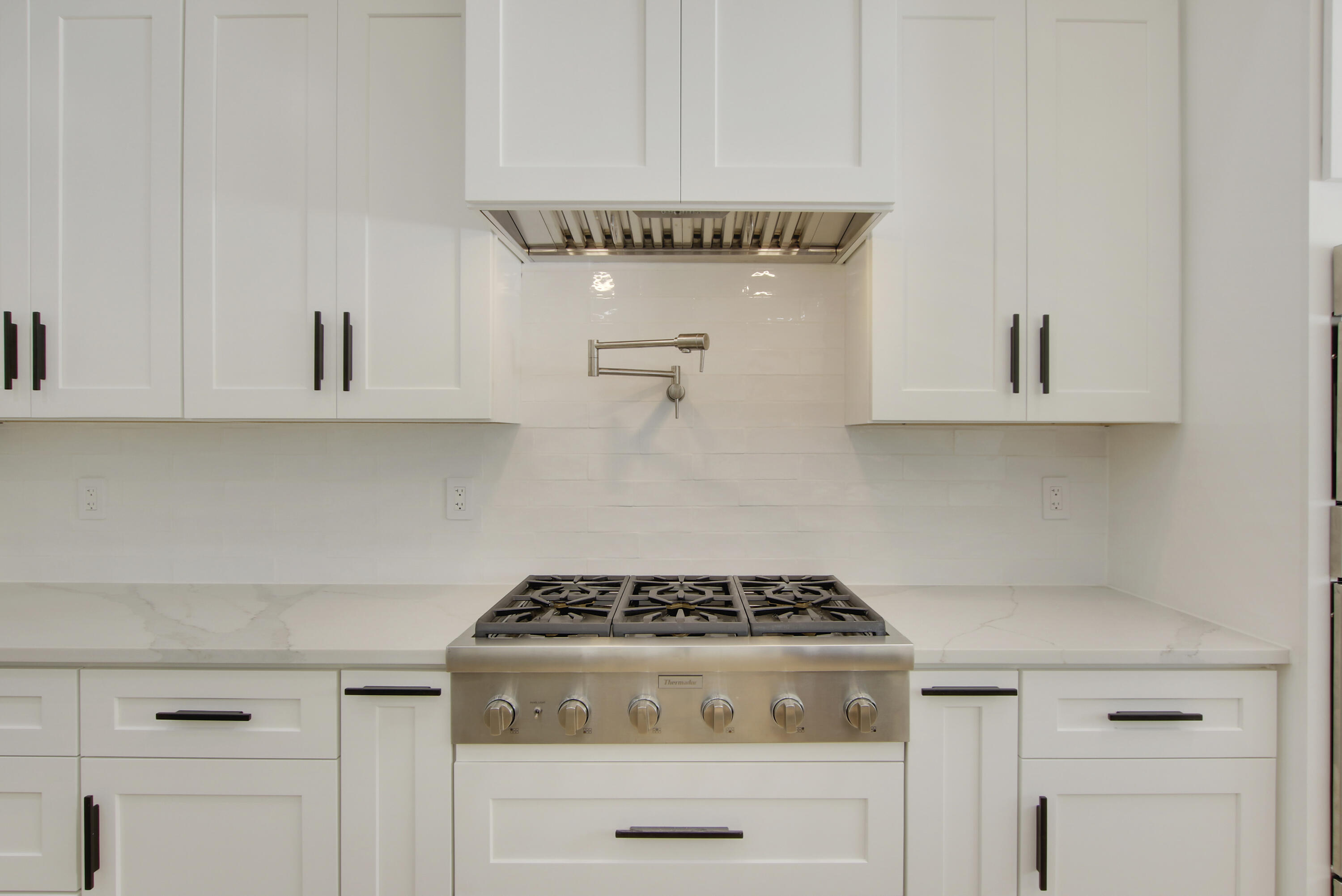 5196 Desert Vixen Road