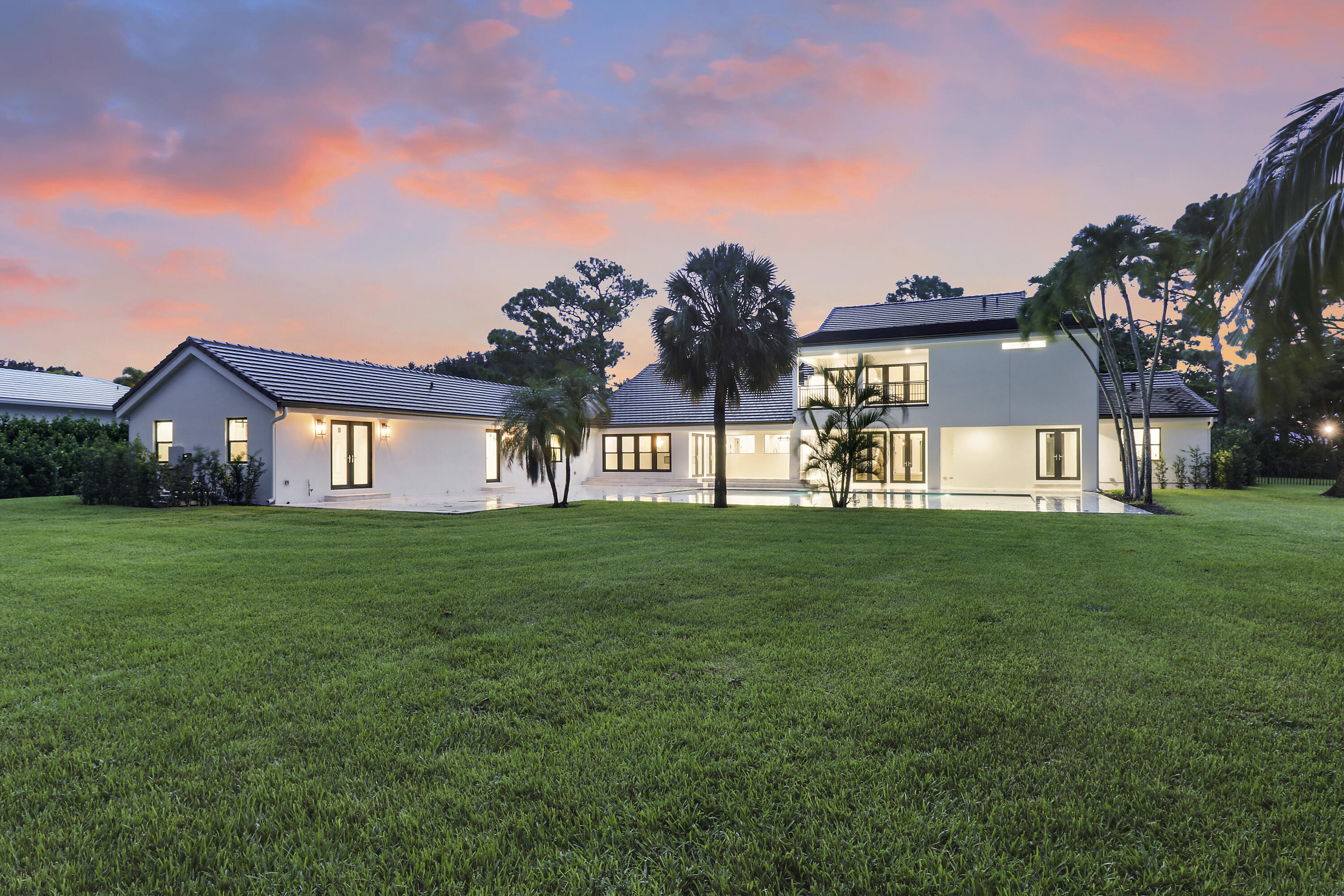 5196 Desert Vixen Road