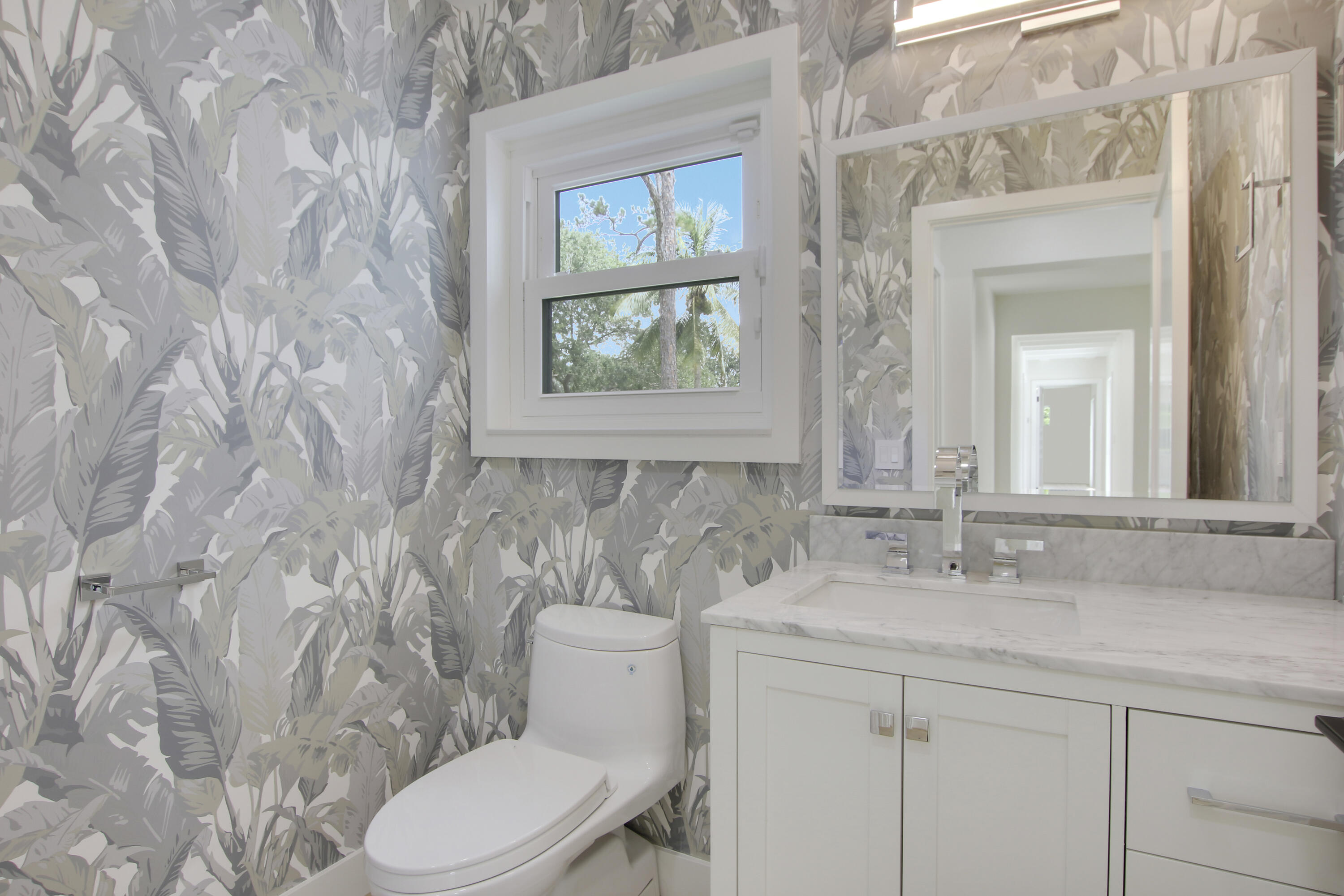 5196 Desert Vixen Road