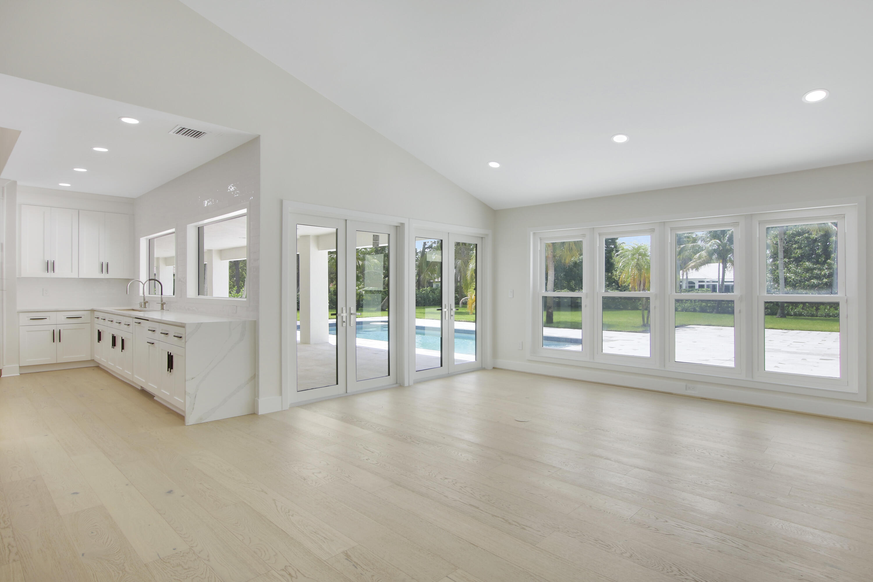 5196 Desert Vixen Road