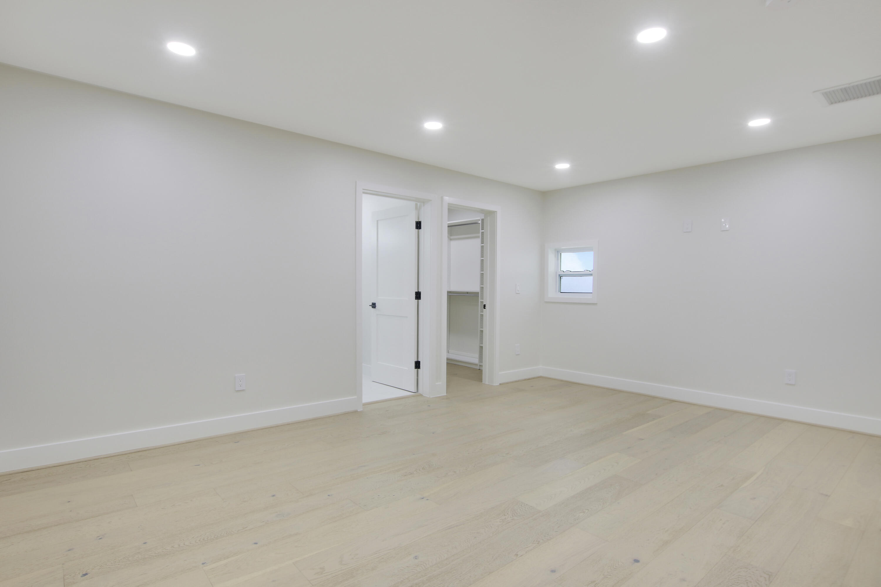 5196 Desert Vixen Road