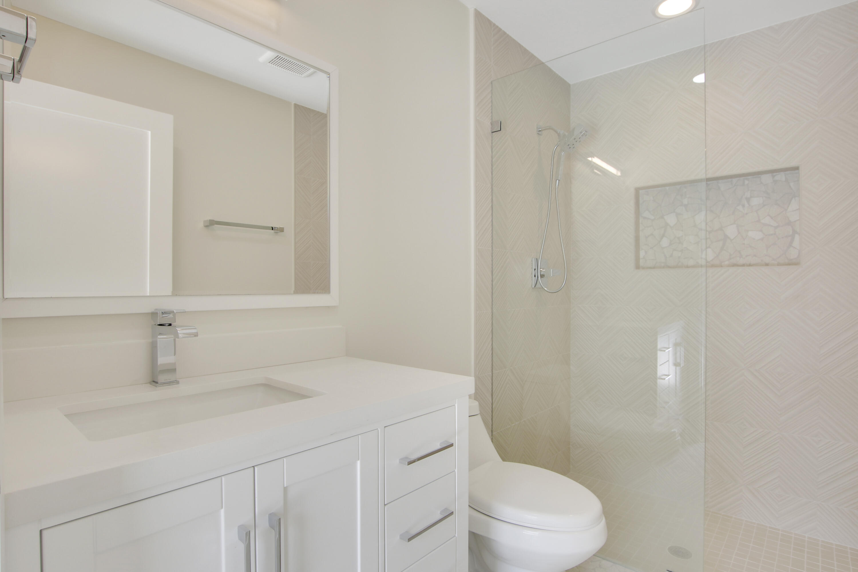 5196 Desert Vixen Road