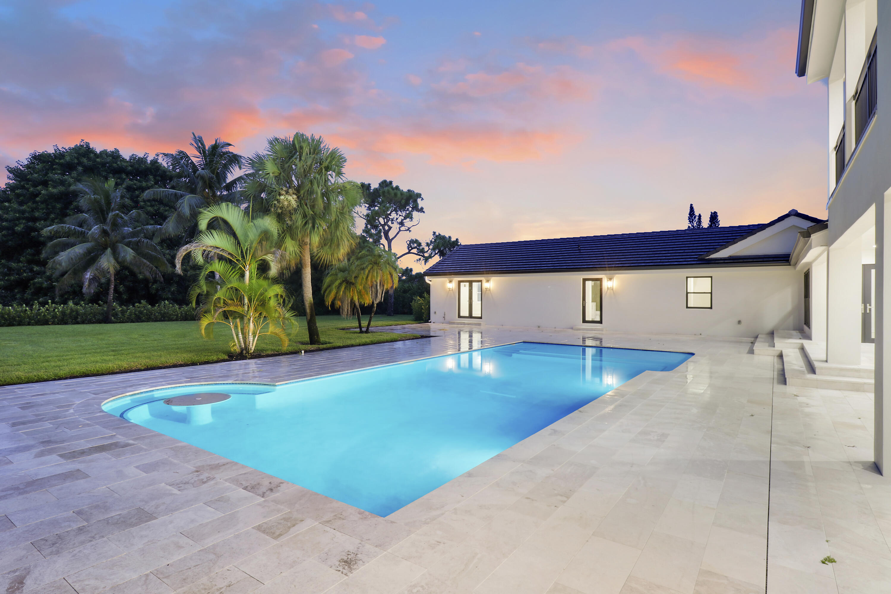 5196 Desert Vixen Road