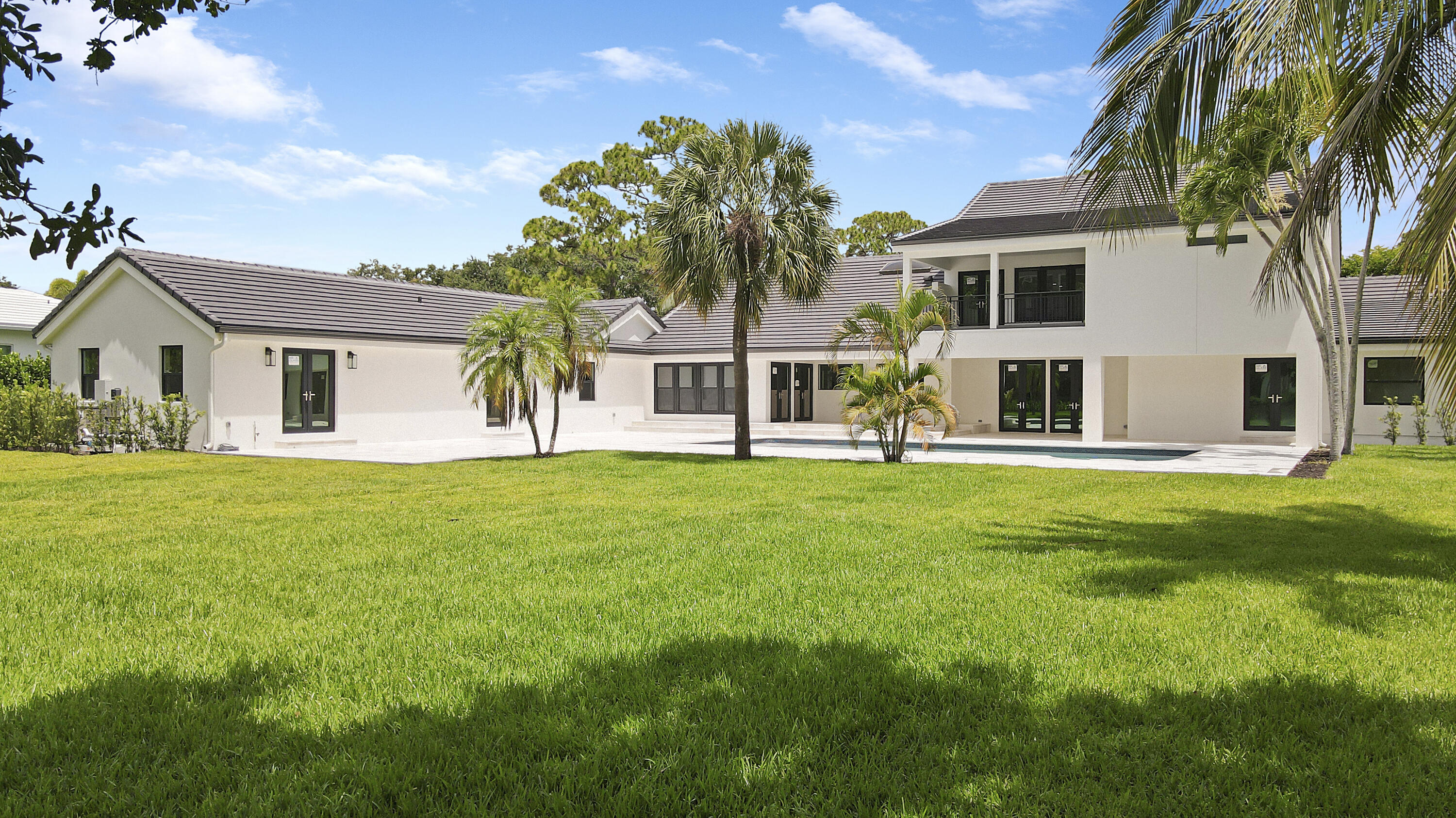 5196 Desert Vixen Road