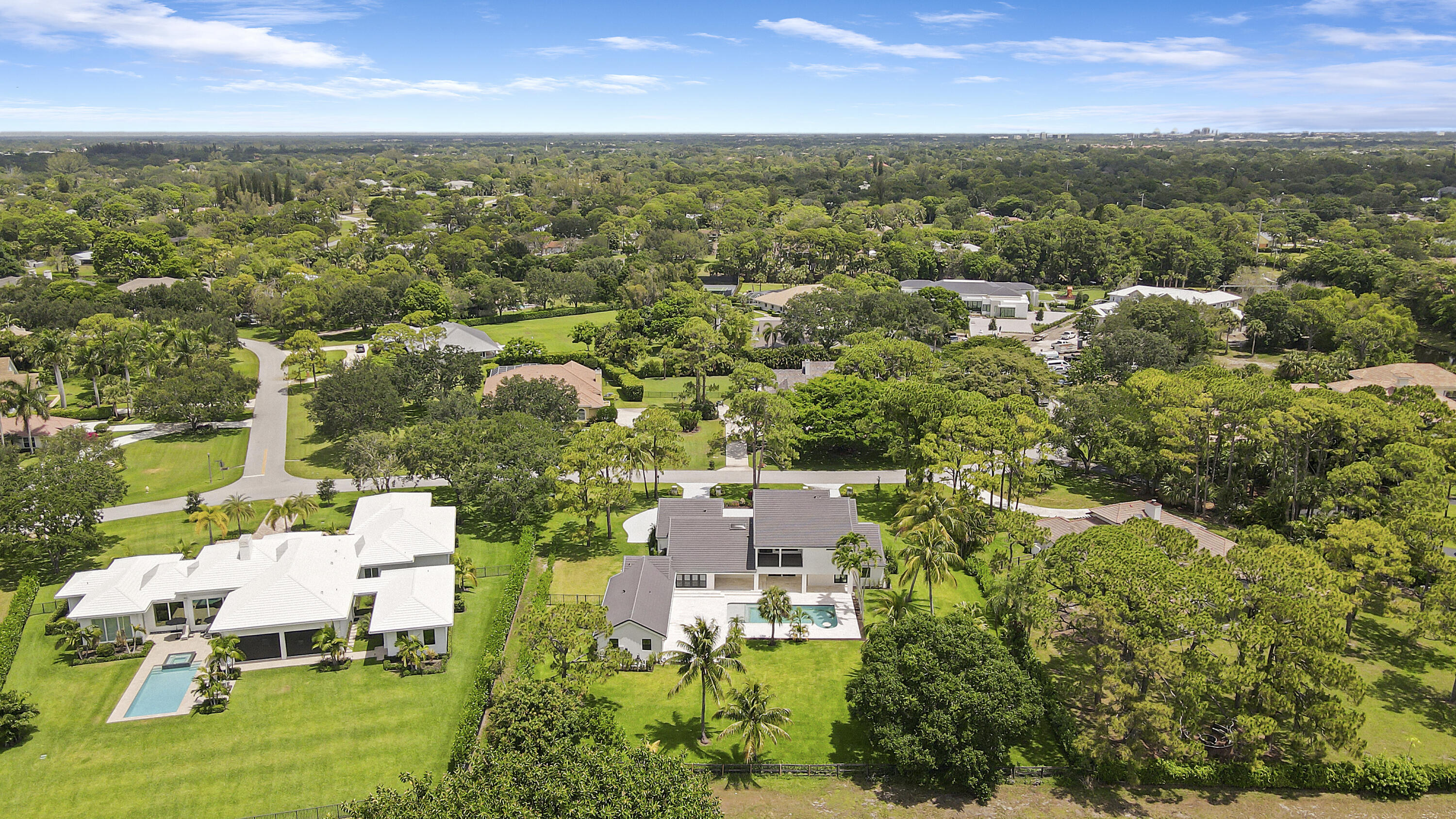 5196 Desert Vixen Road