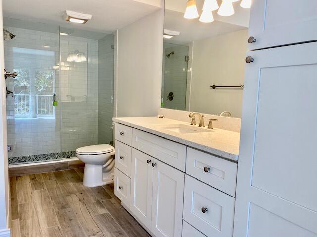 725 Hummingbird Way 208