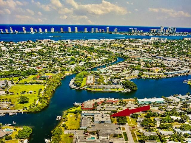 725 Hummingbird Way 208