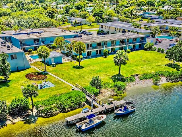 725 Hummingbird Way 208