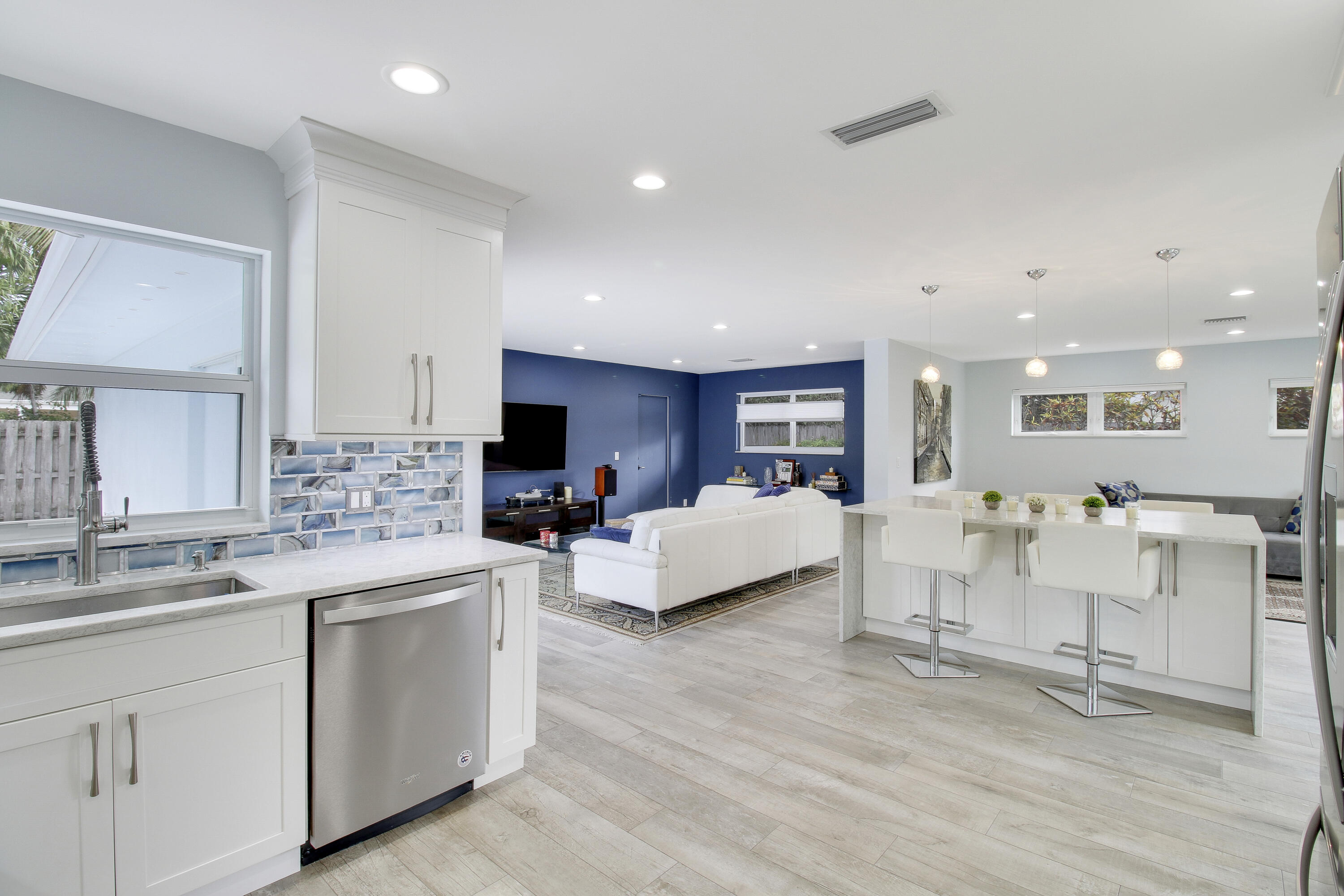 407 Privateer Road