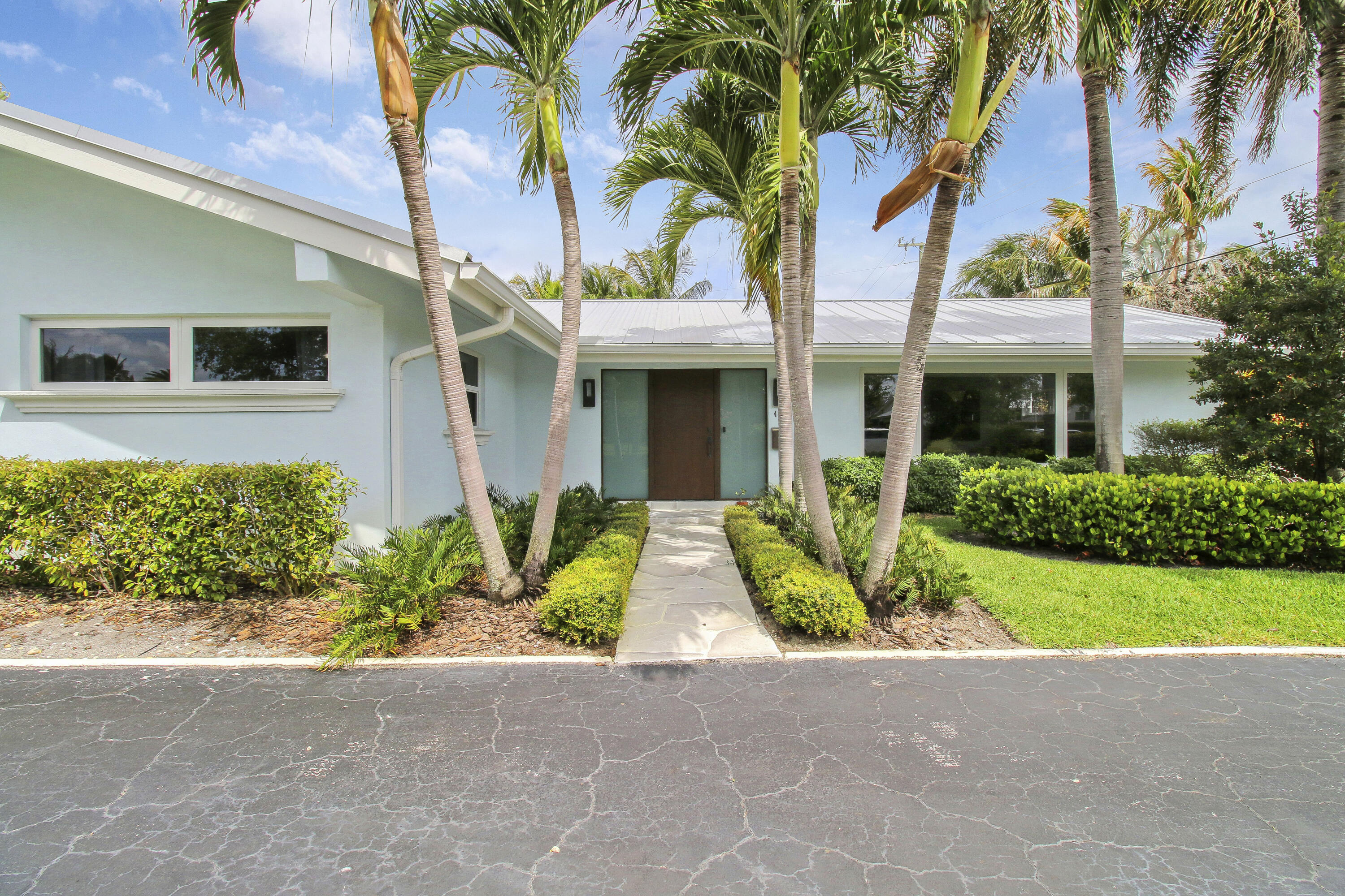 407 Privateer Road