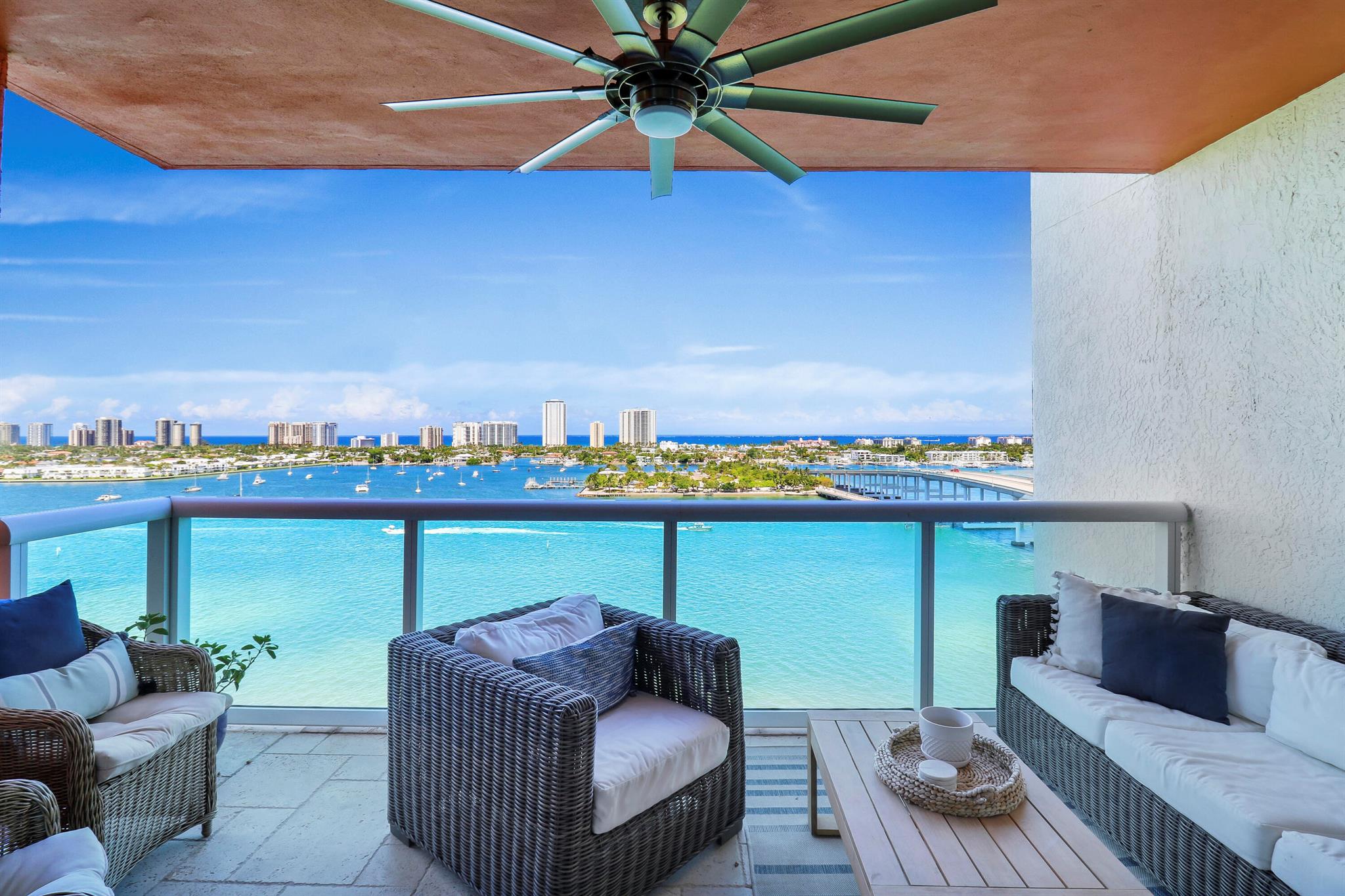 2640 Lake Shore Drive 1508