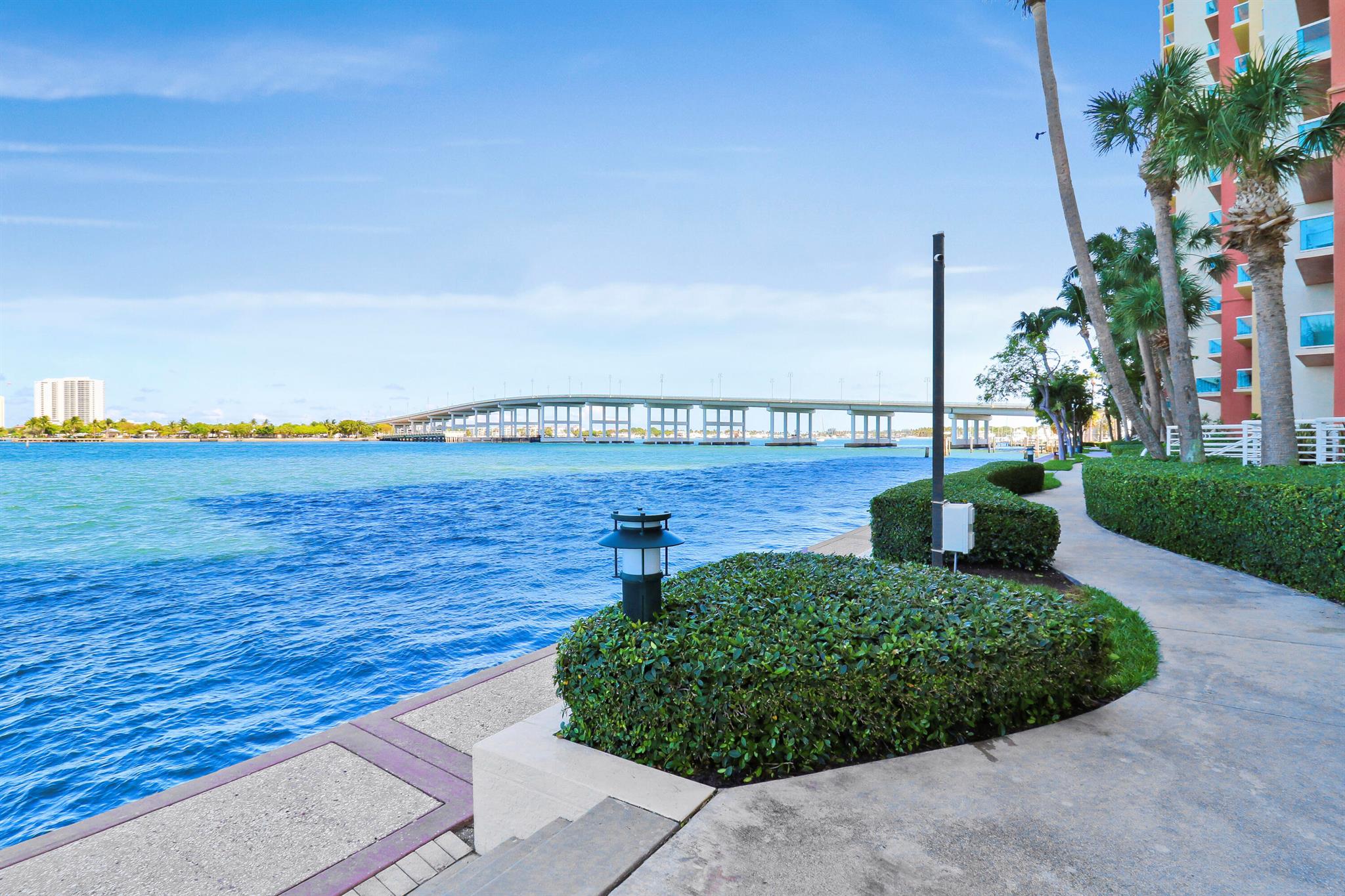 2640 Lake Shore Drive 1508