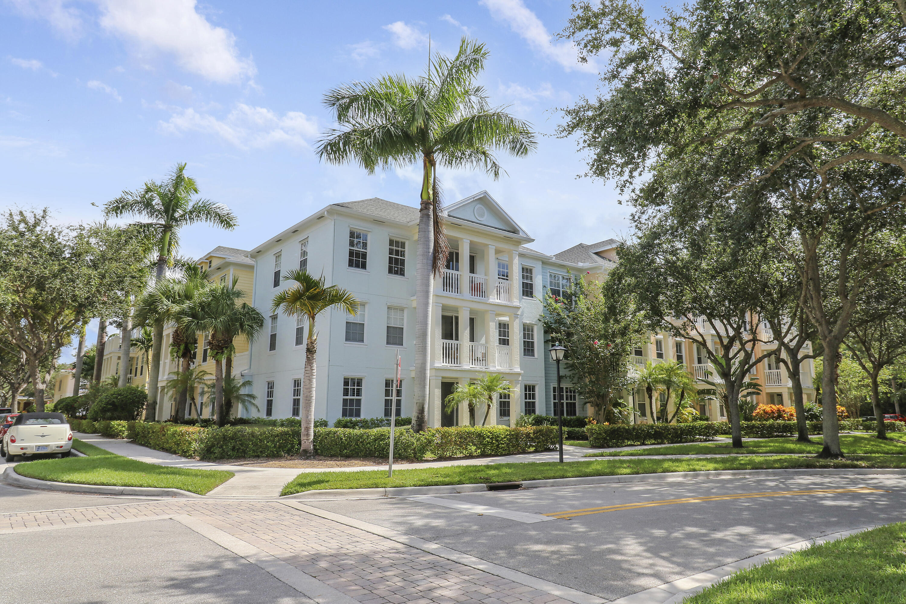 225 Murcia Drive 310