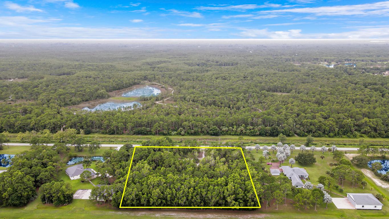 2561 SE Tailwinds Road