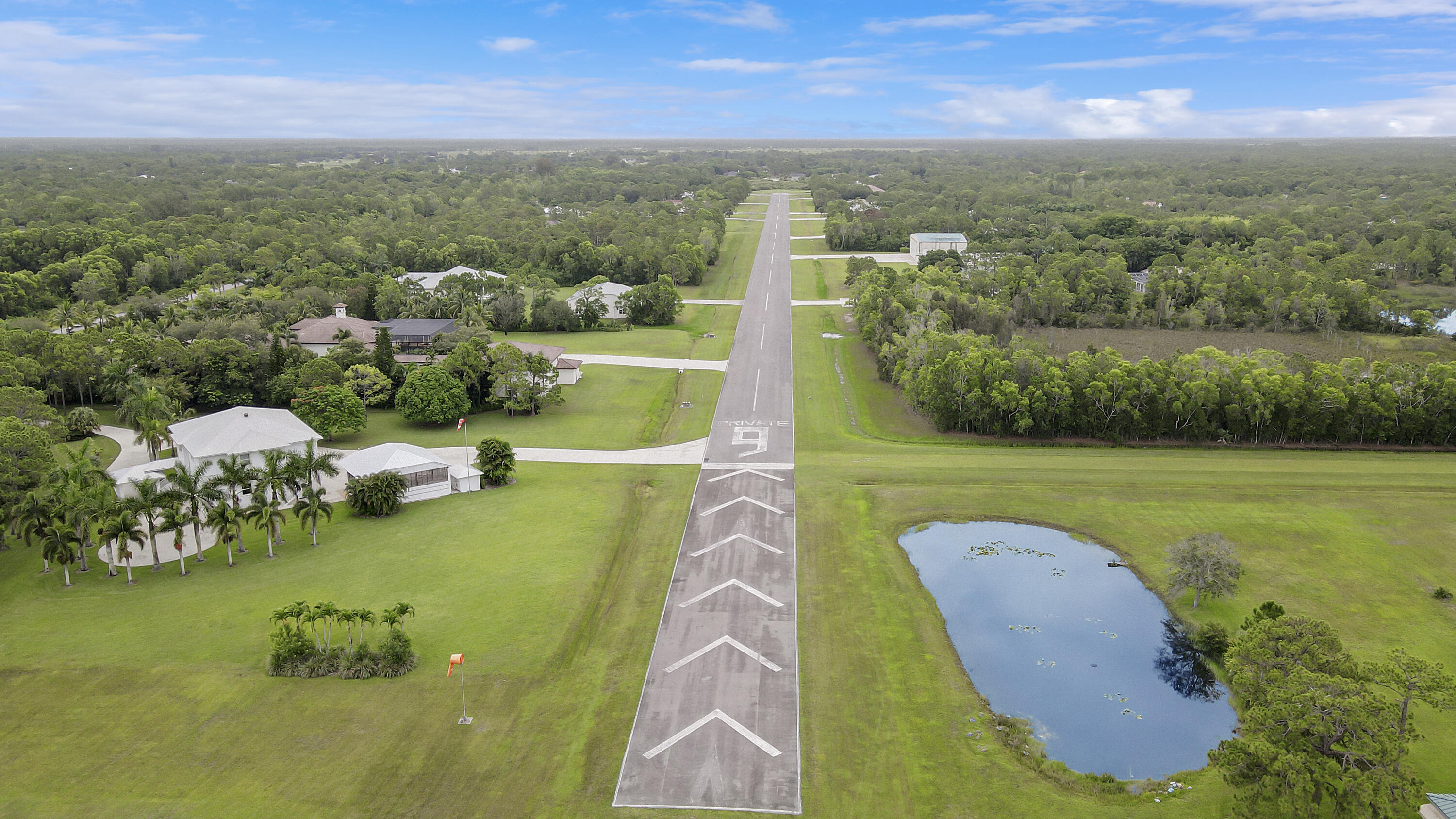 2561 SE Tailwinds Road