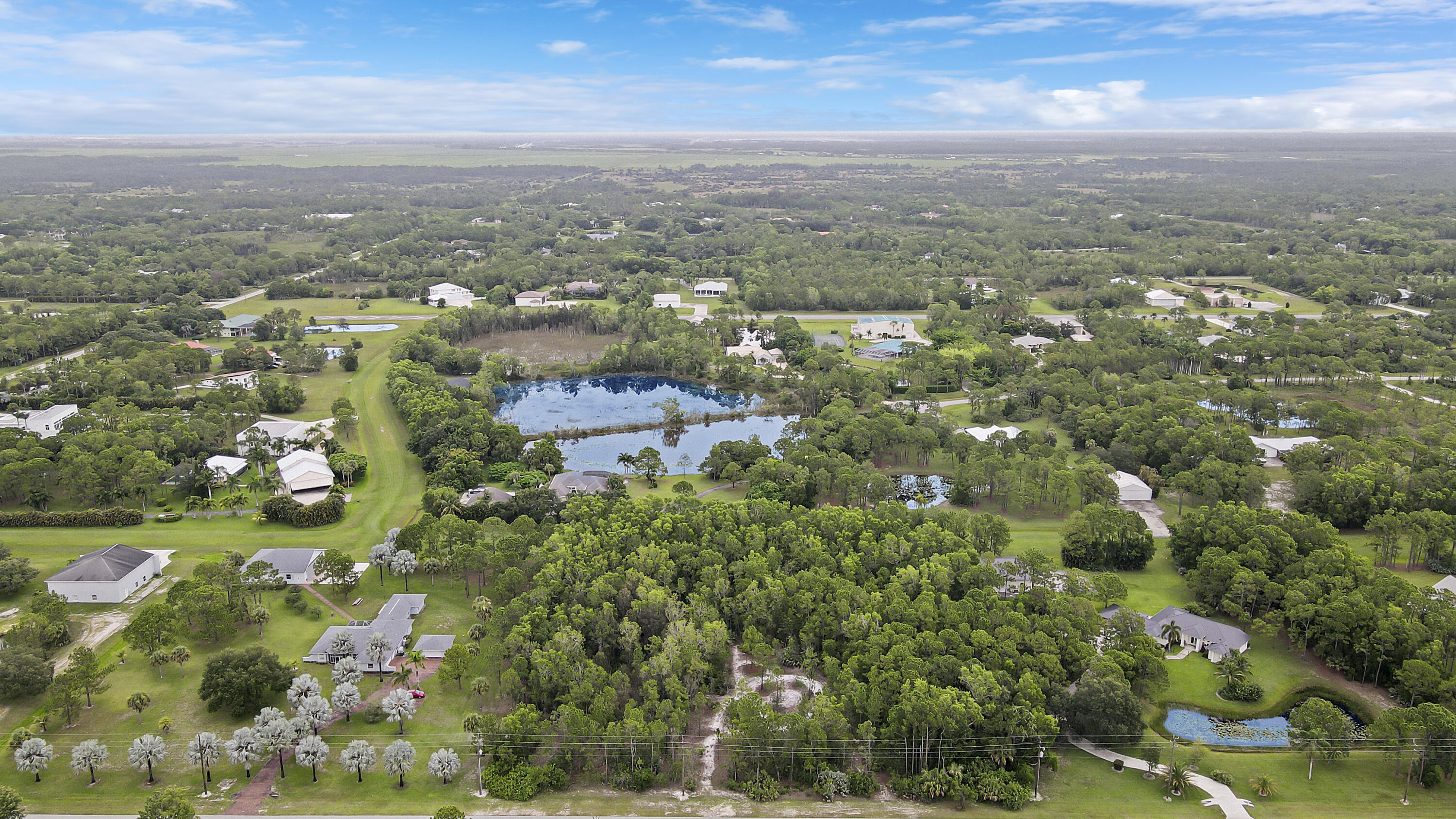 2561 SE Tailwinds Road