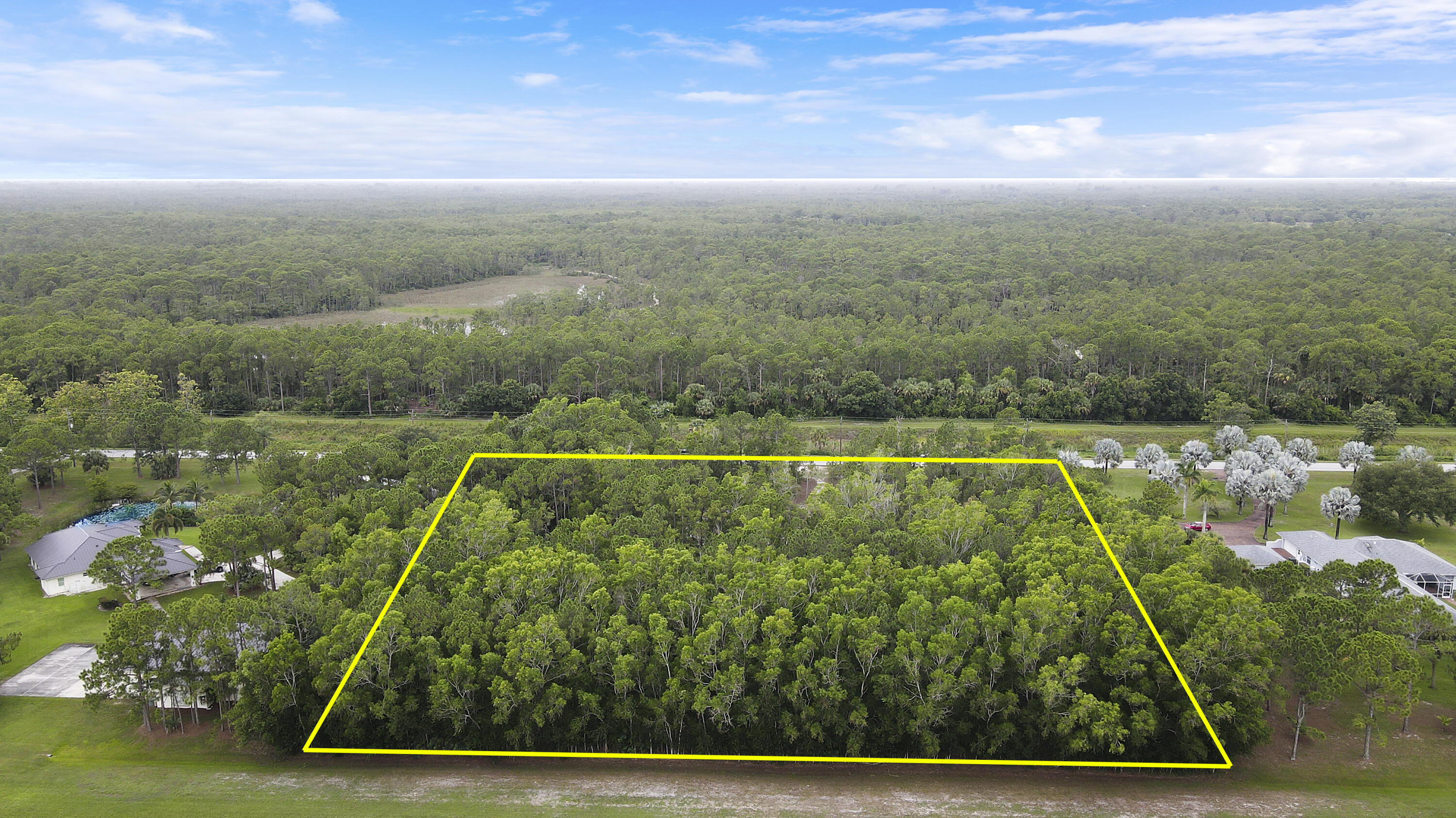 2561 SE Tailwinds Road