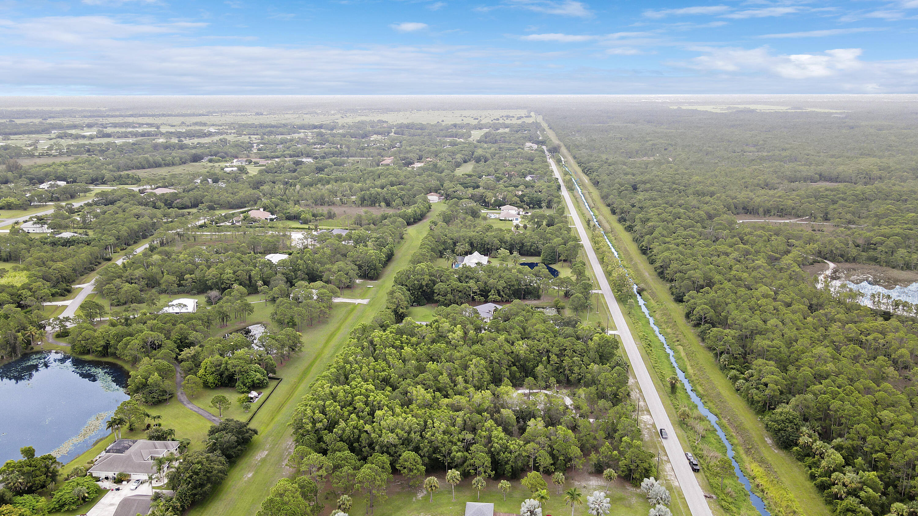 2561 SE Tailwinds Road