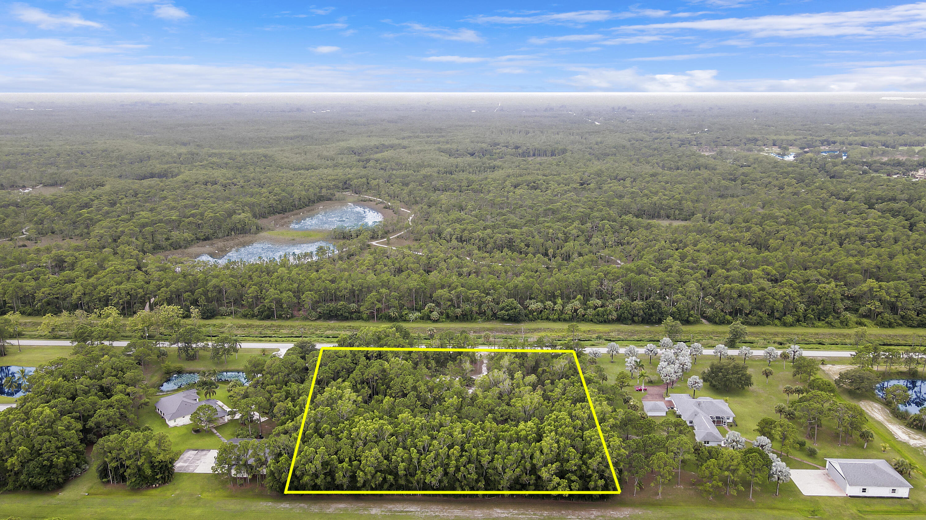 2561 SE Tailwinds Road