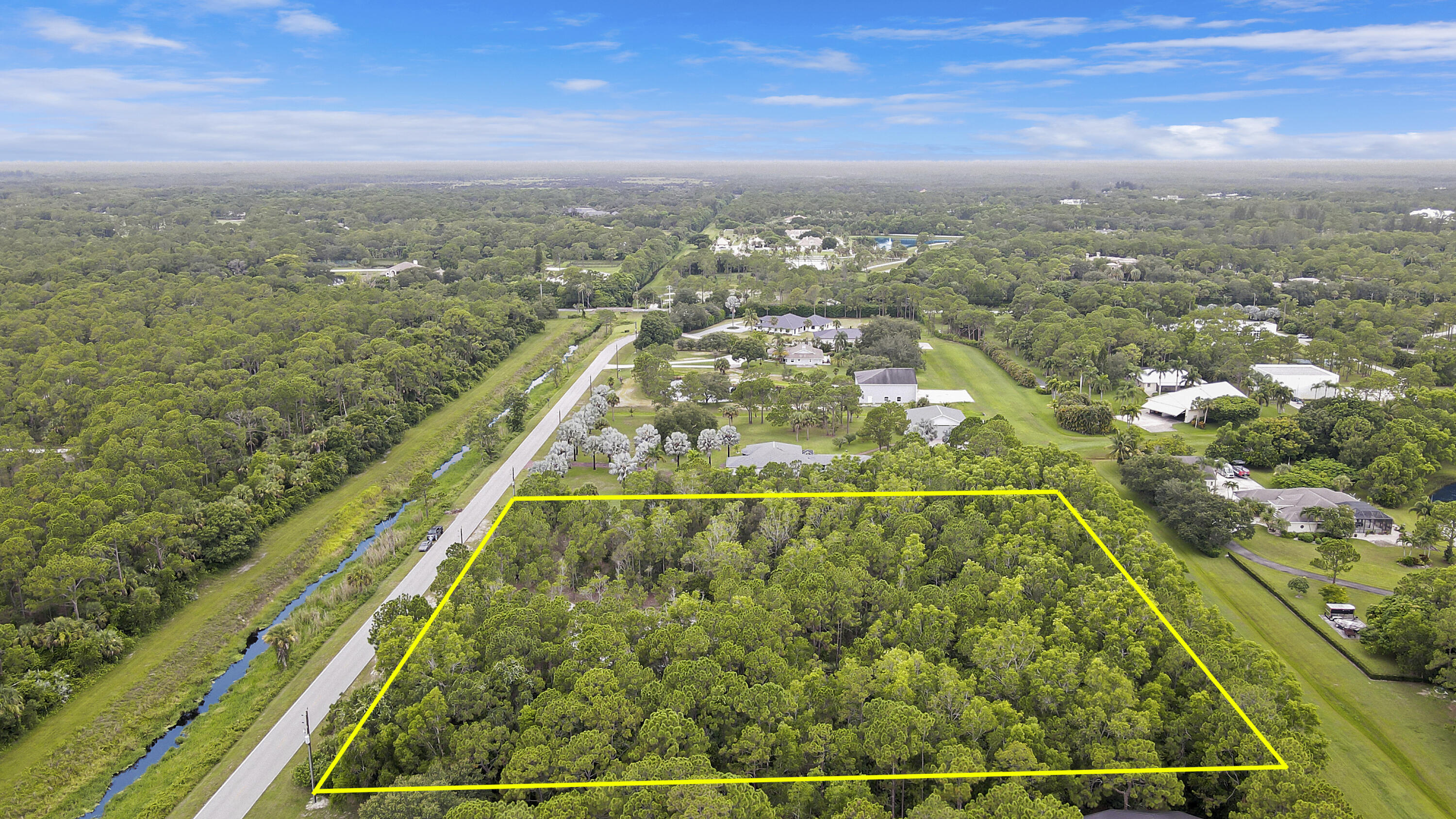 2561 SE Tailwinds Road