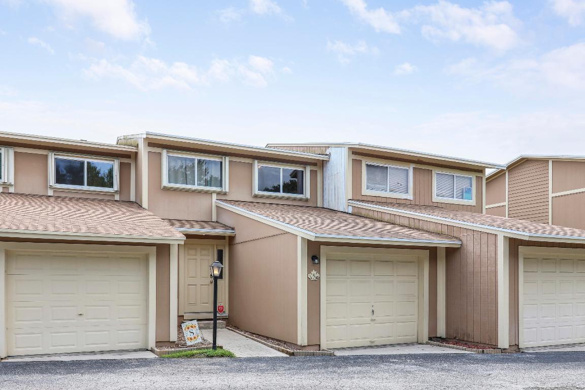 154 Maplecrest Circle