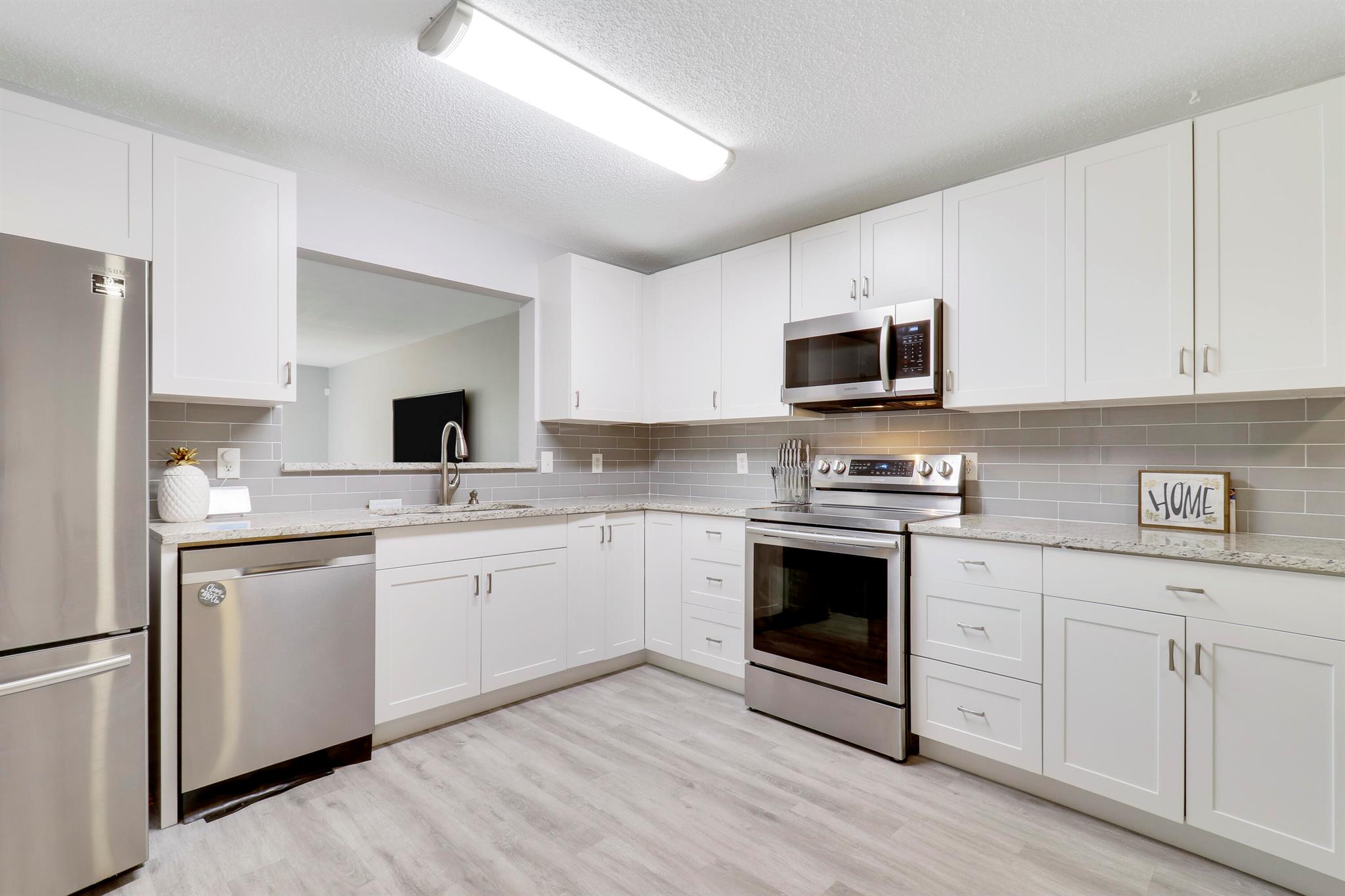 154 Maplecrest Circle