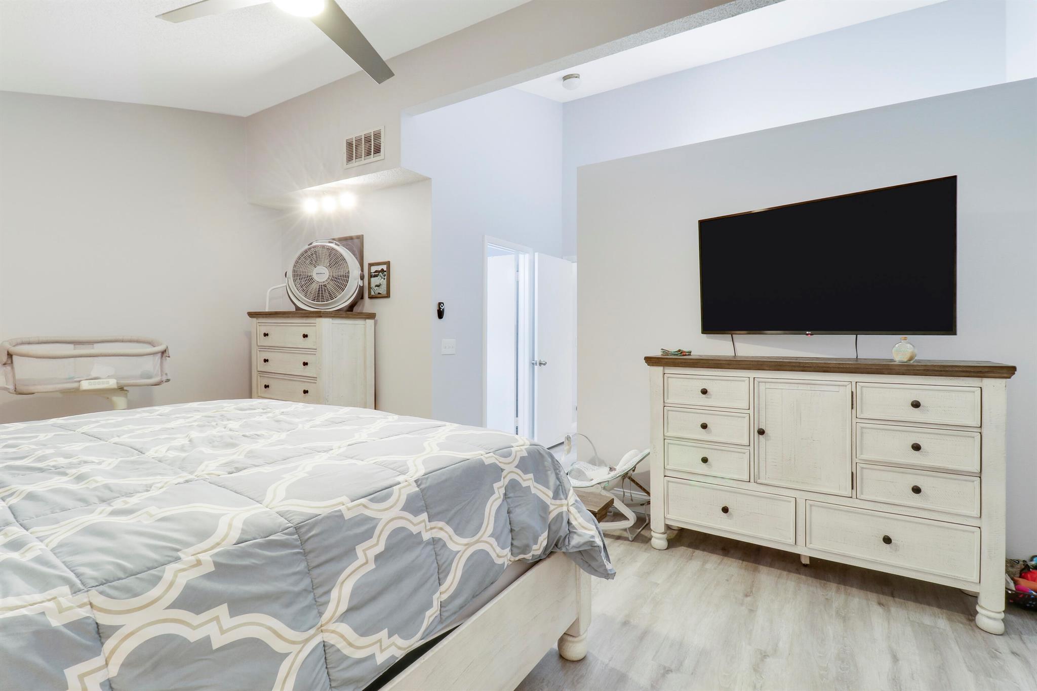 154 Maplecrest Circle