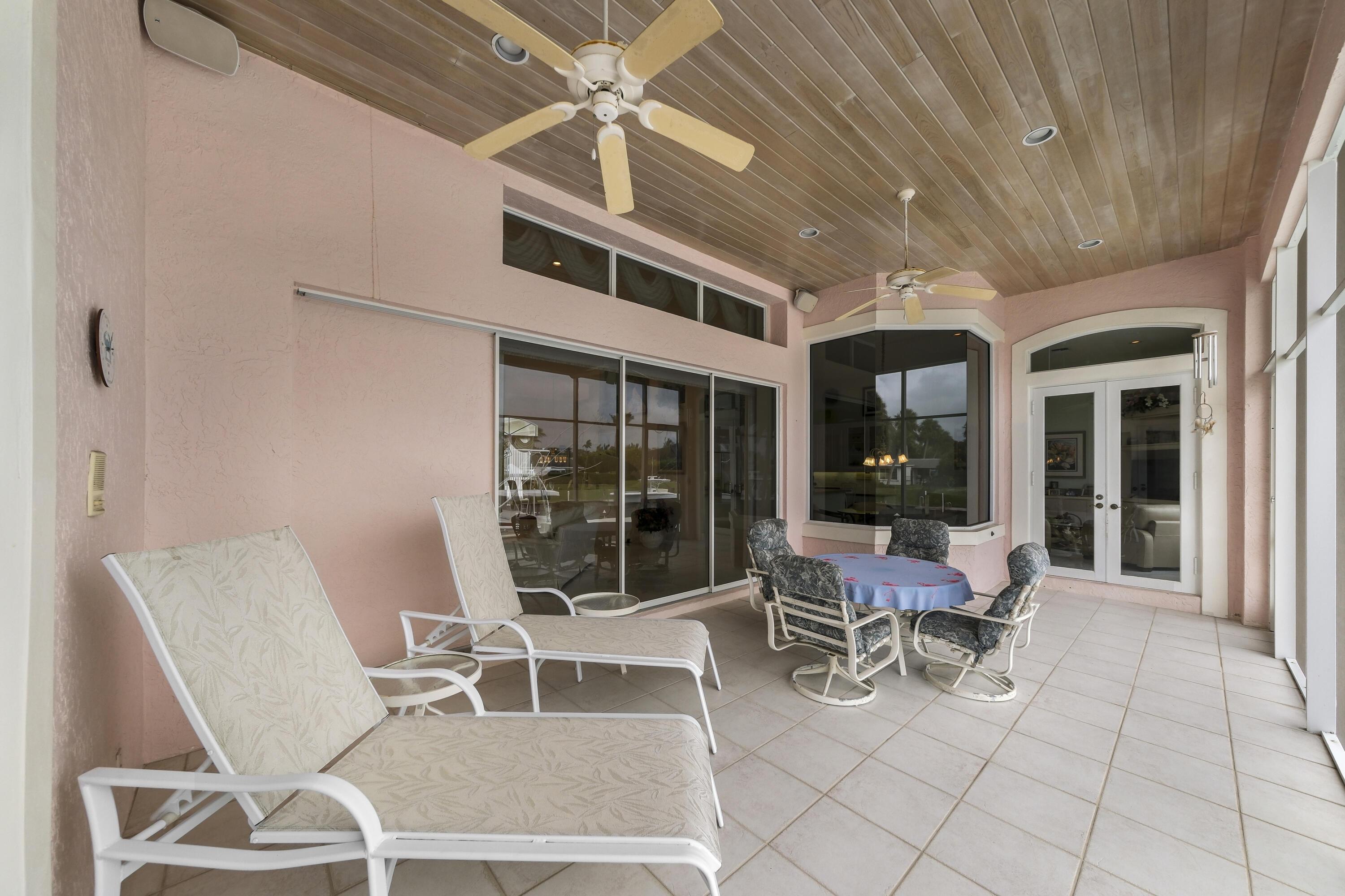 8501 SE Royal Street