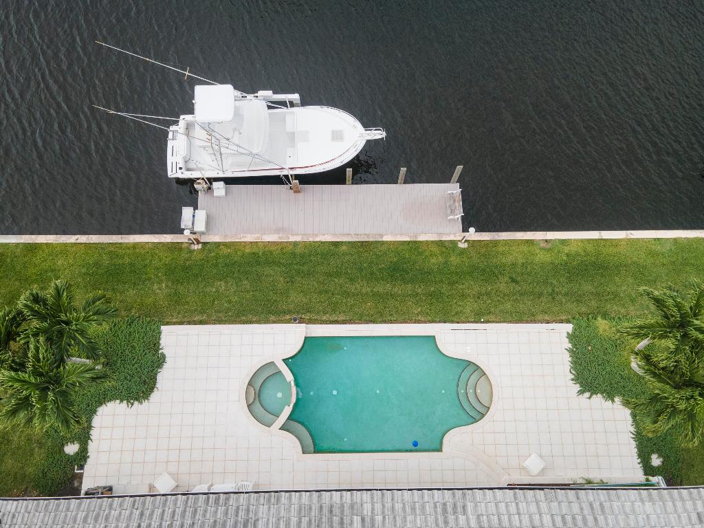 8501 SE Royal Street