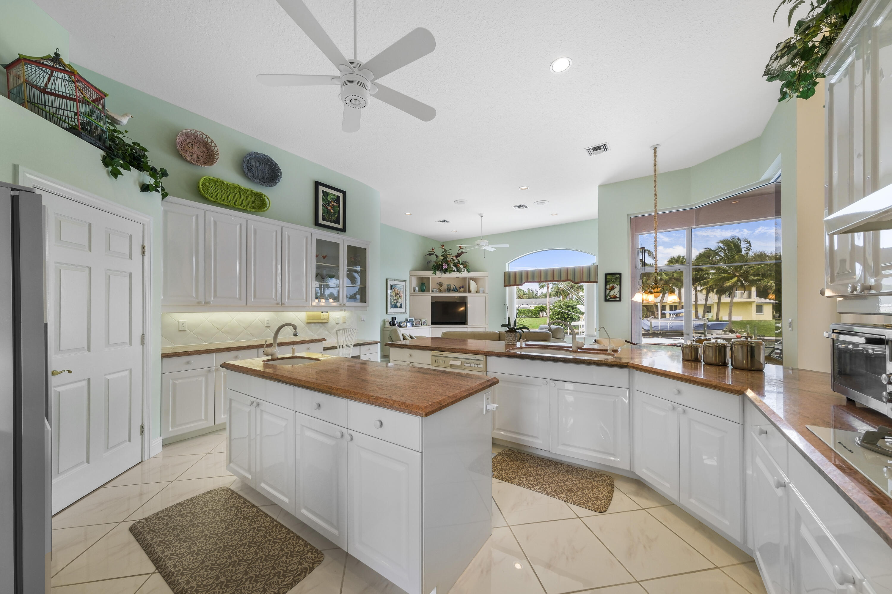 8501 SE Royal Street