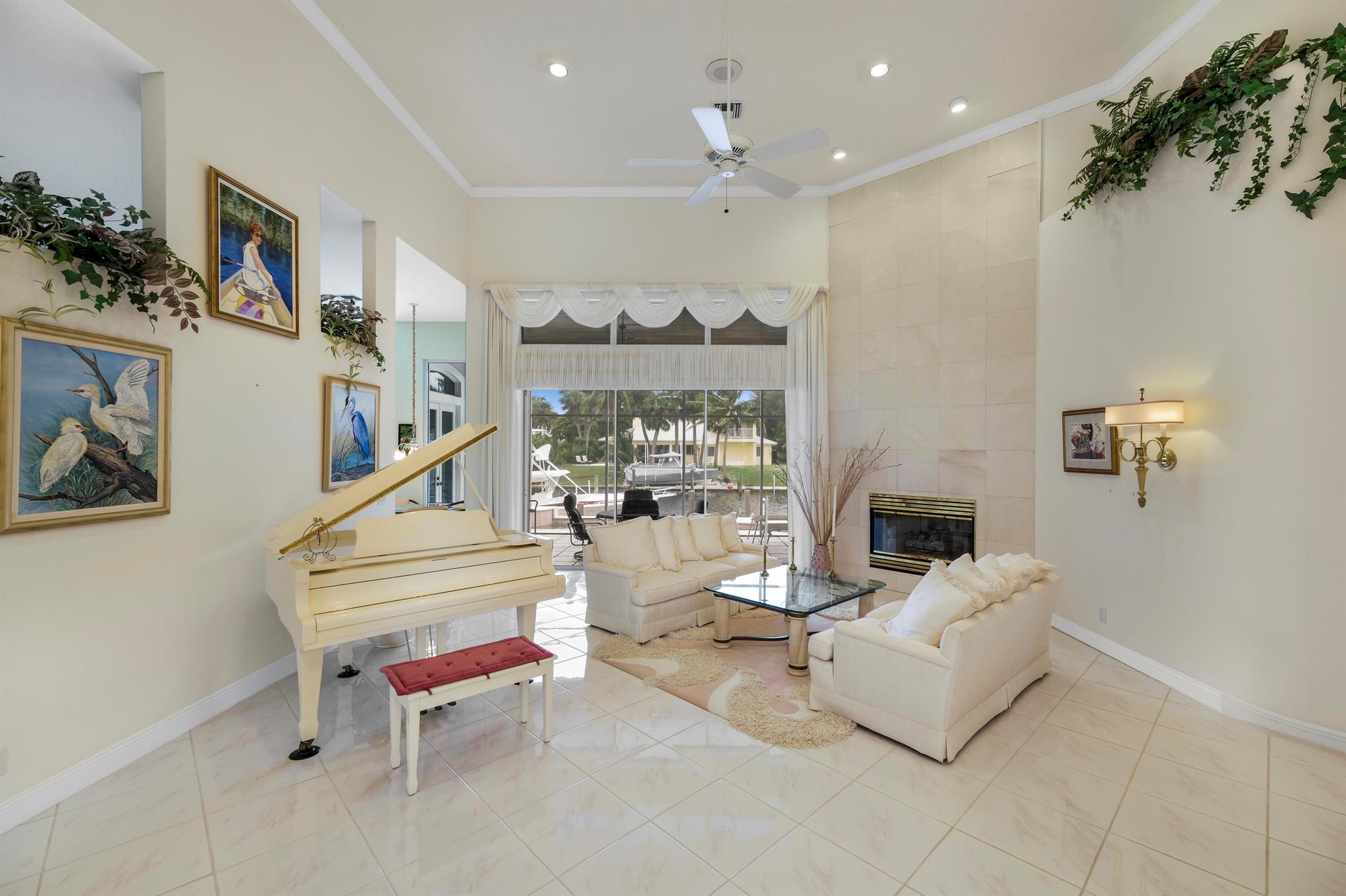 8501 SE Royal Street