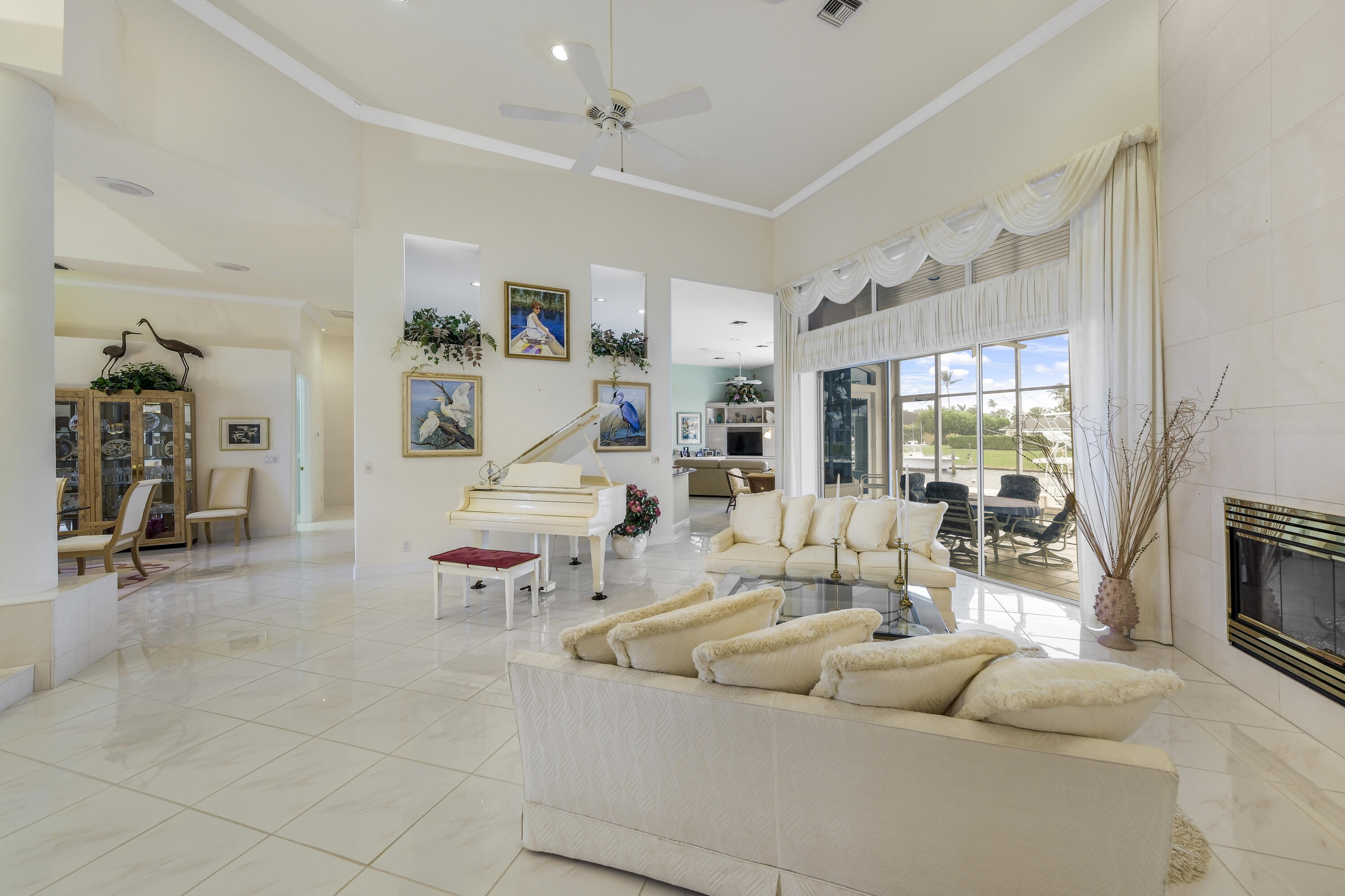 8501 SE Royal Street