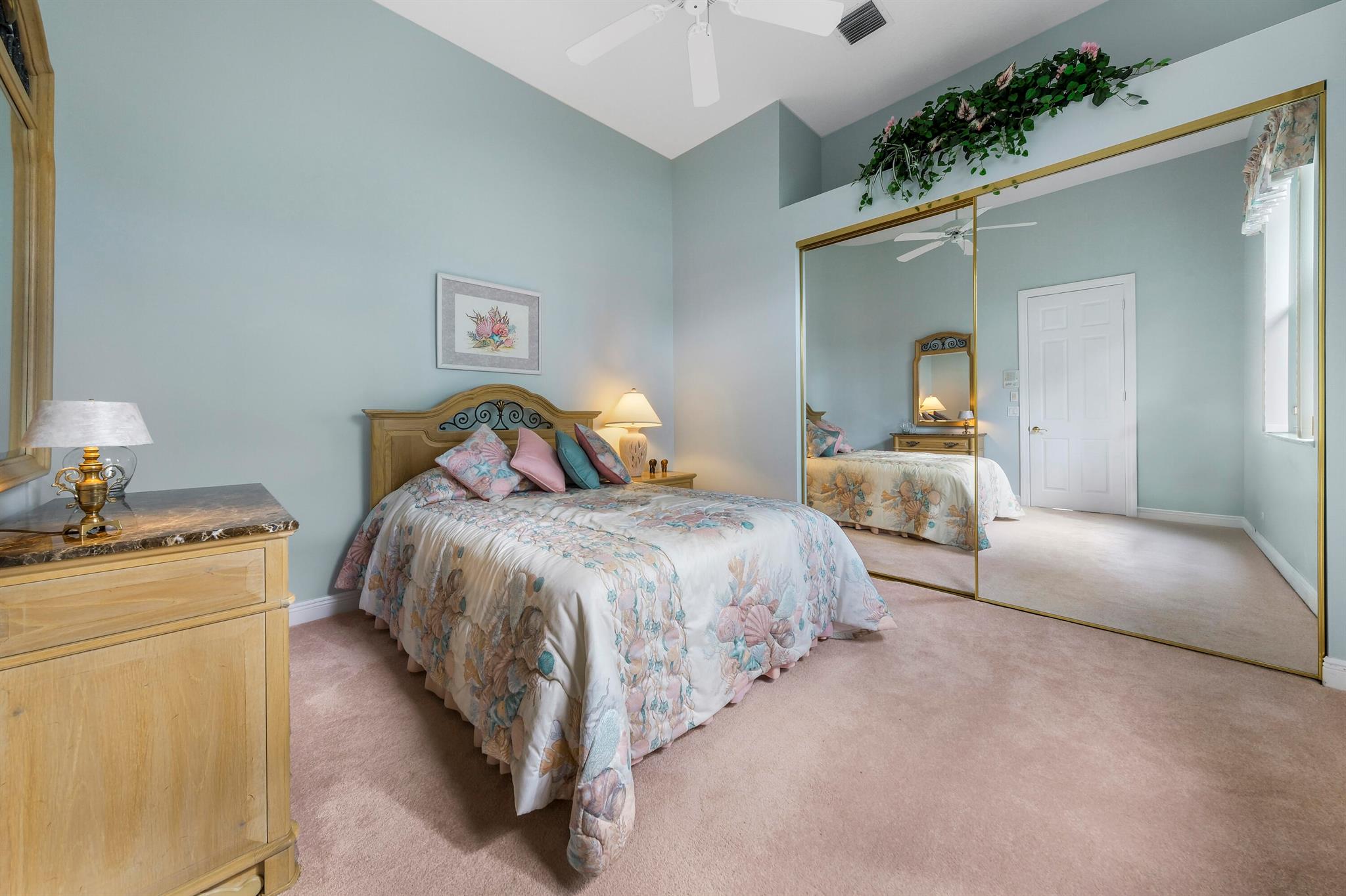 8501 SE Royal Street