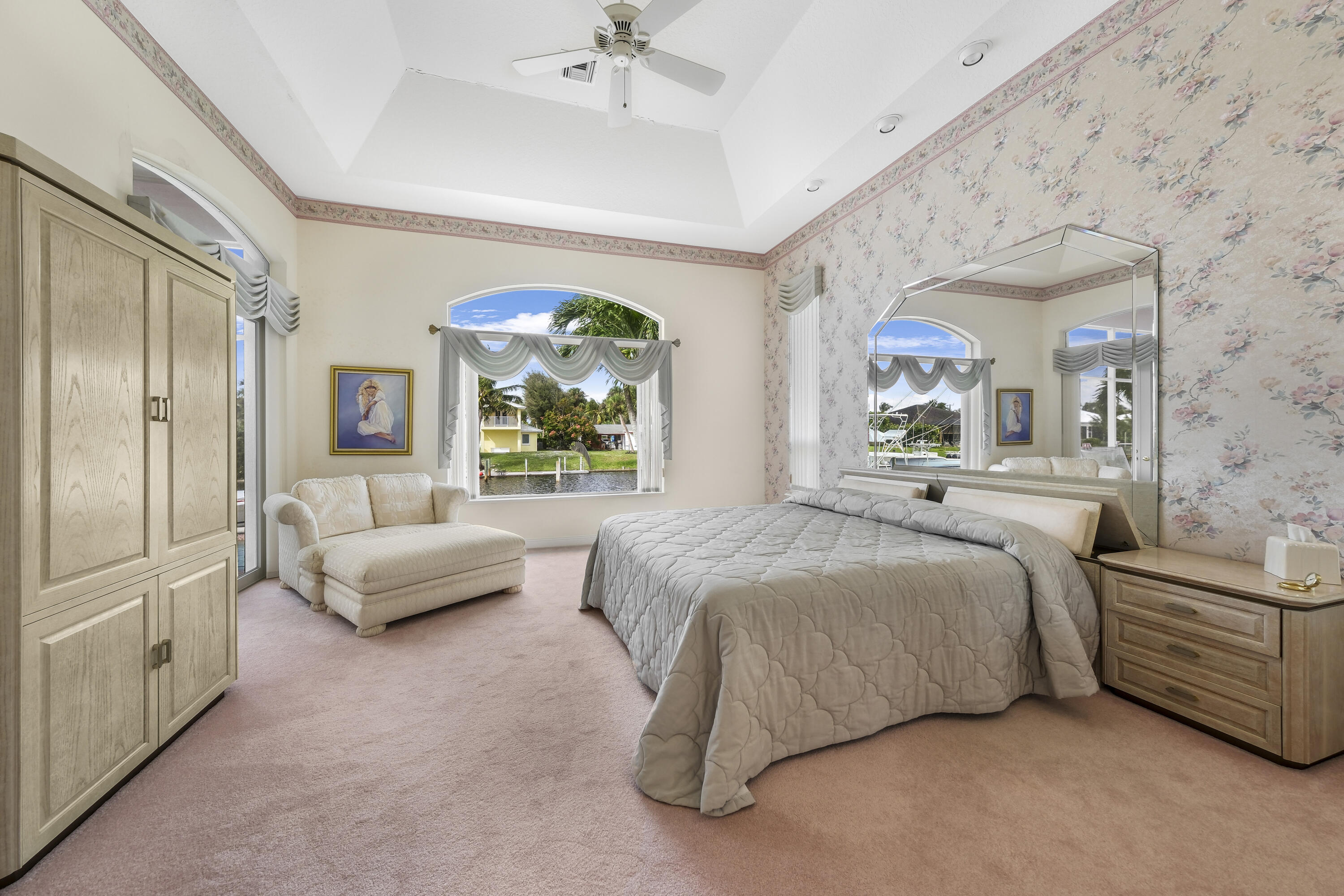 8501 SE Royal Street