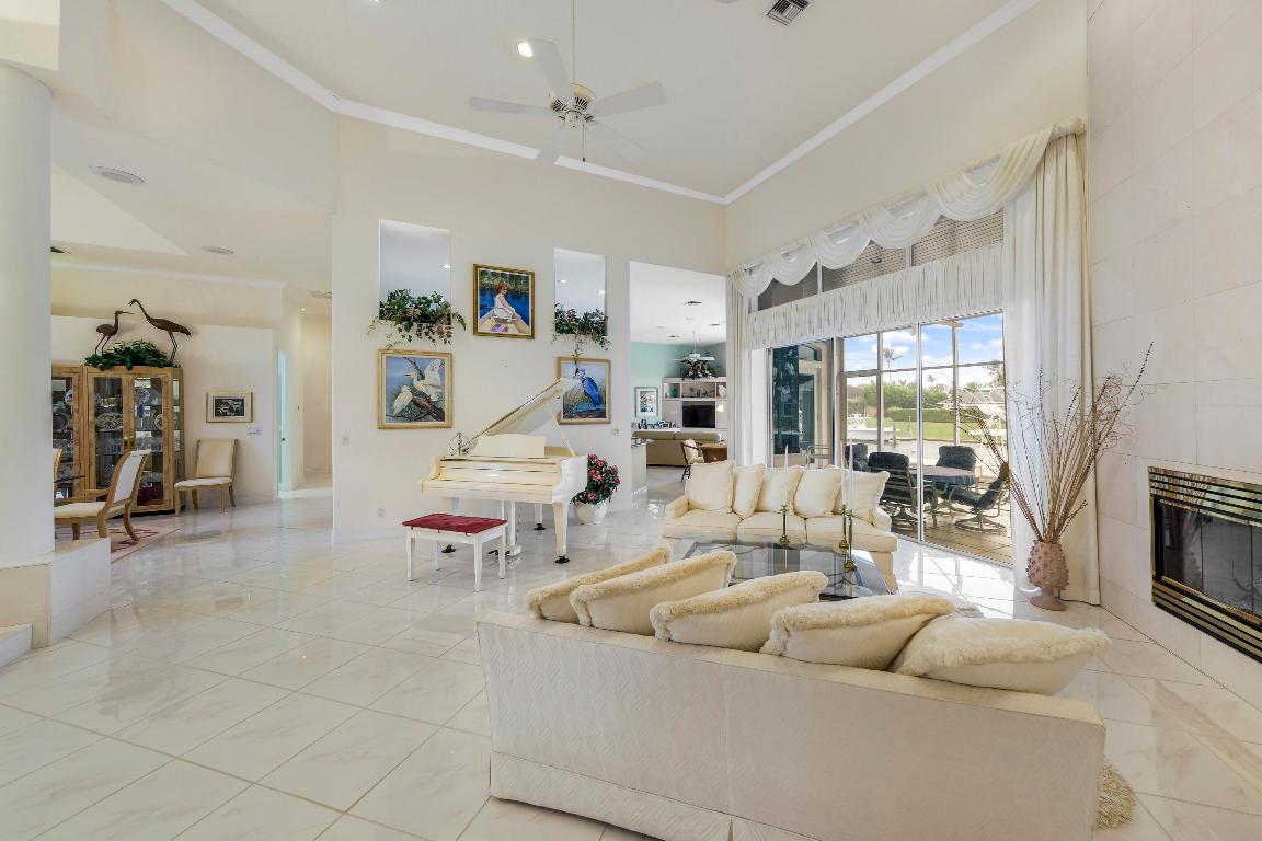 8501 SE Royal Street